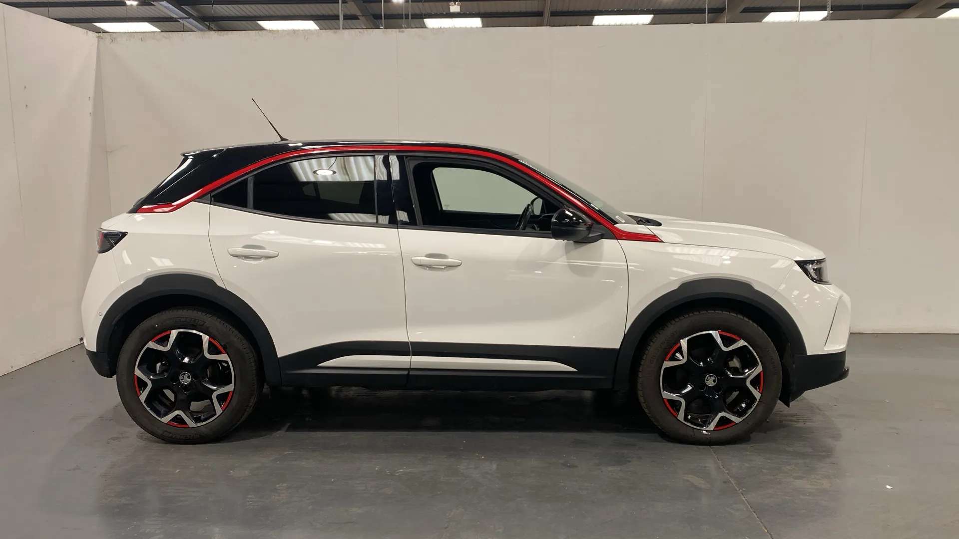 A 2022 VAUXHALL MOKKA 100kW GS 50kWh Auto A 2022 VAUXHALL MOKKA 100kW GS 50kWh Auto