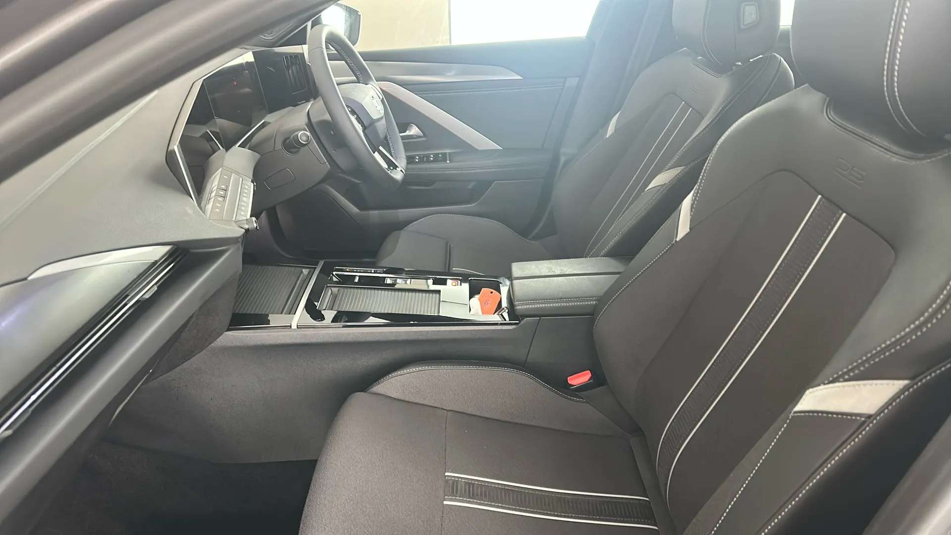 2024 VAUXHALL ASTRA 2024 VAUXHALL ASTRA