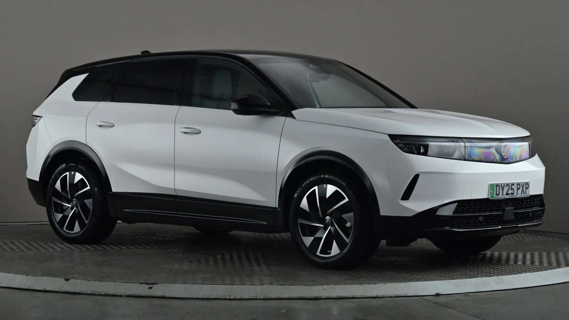 A 2025 VAUXHALL GRANDLAND 157kW GS 73kWh Auto A 2025 VAUXHALL GRANDLAND 157kW GS 73kWh Auto