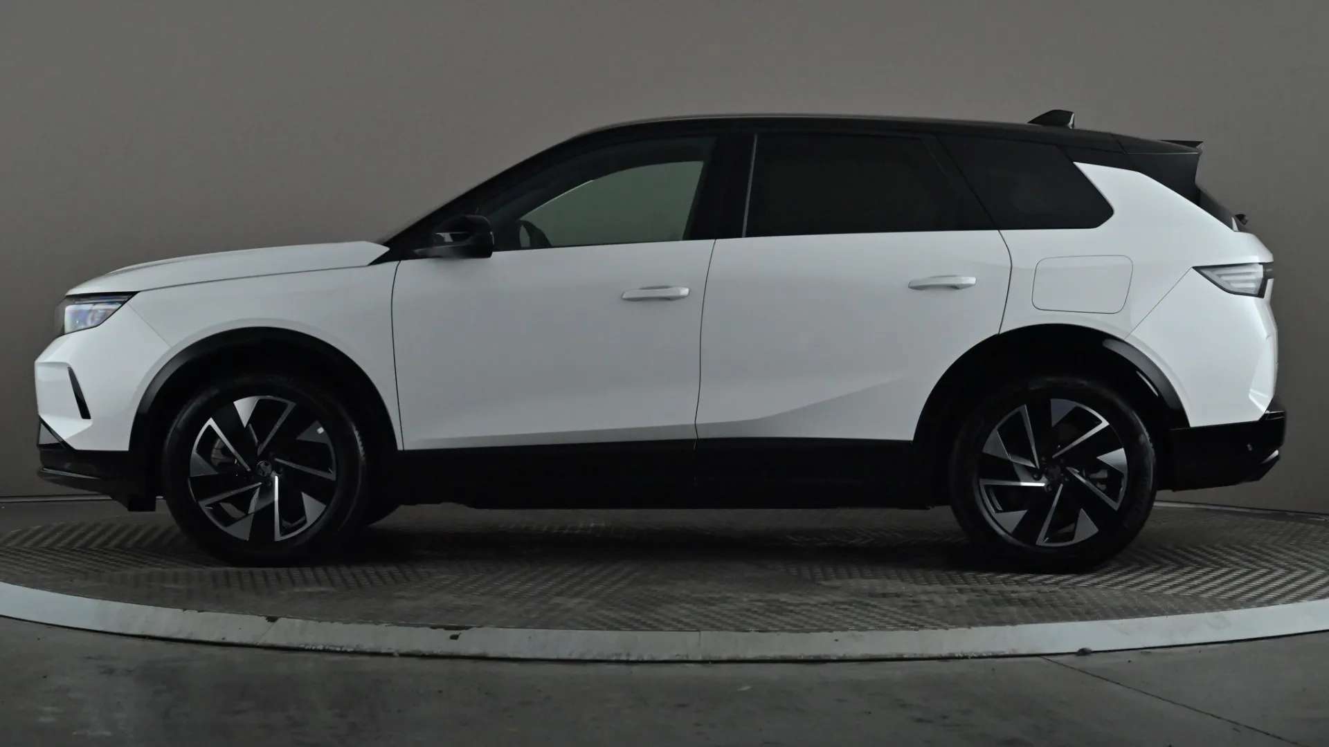 A 2025 VAUXHALL GRANDLAND 157kW GS 73kWh Auto A 2025 VAUXHALL GRANDLAND 157kW GS 73kWh Auto