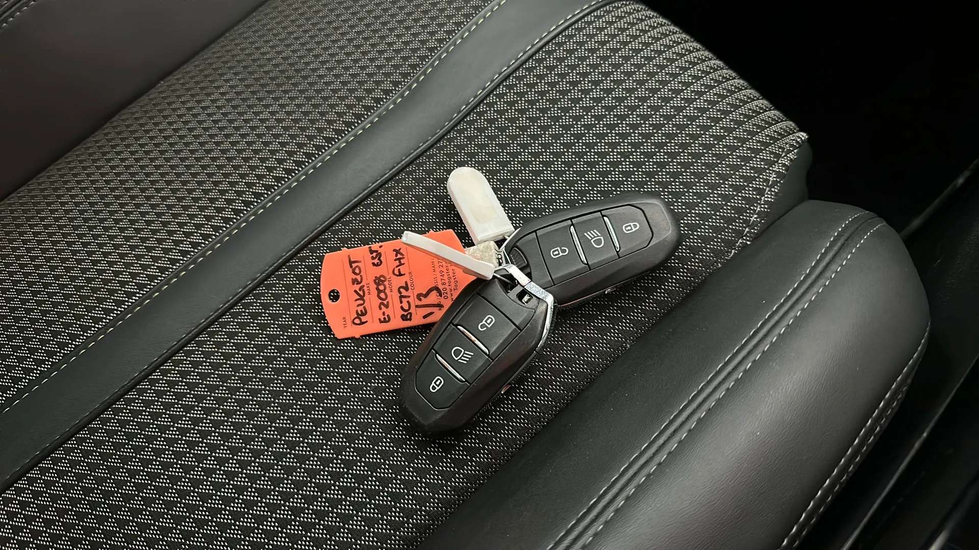 2023 PEUGEOT 2008 2023 PEUGEOT 2008