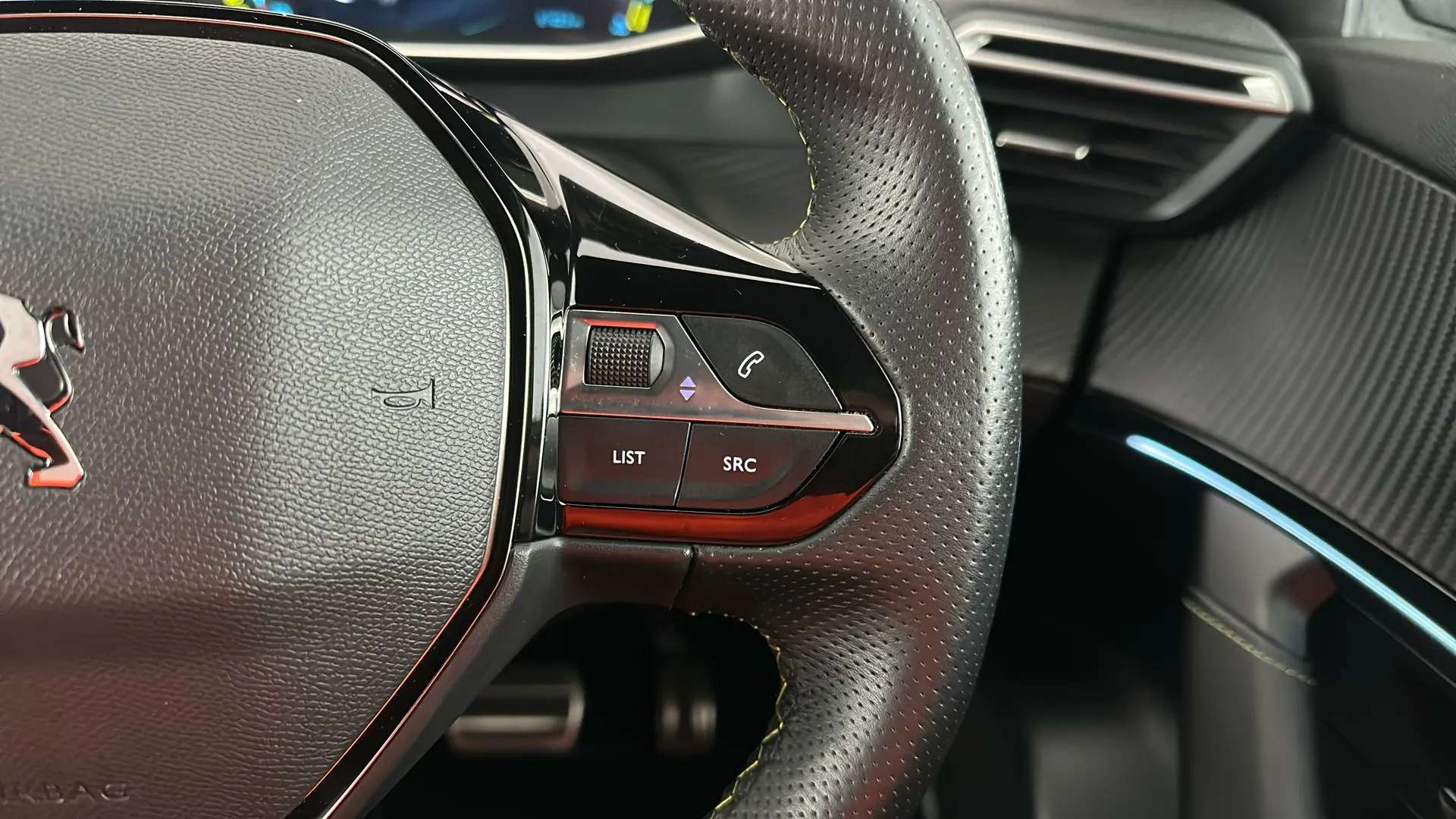 2023 PEUGEOT 2008 2023 PEUGEOT 2008