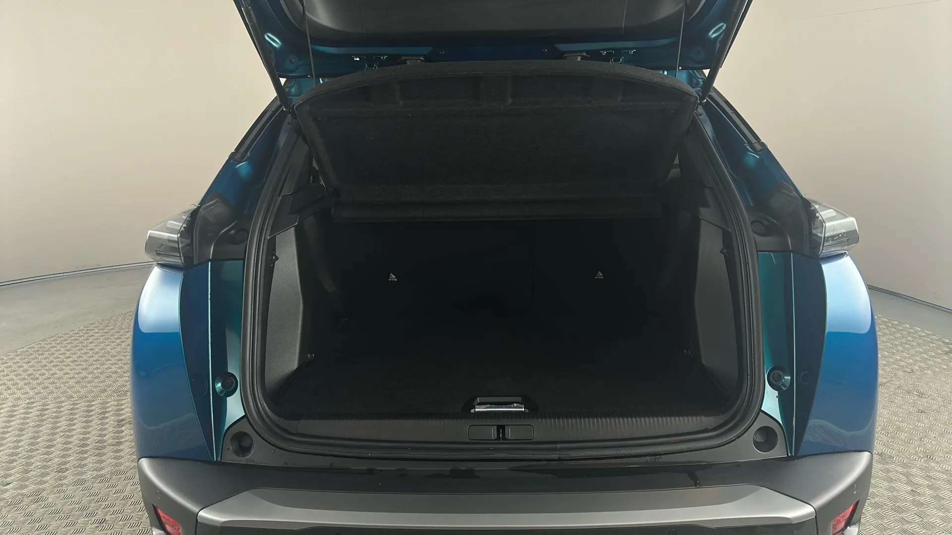 2025 PEUGEOT 2008 2025 PEUGEOT 2008