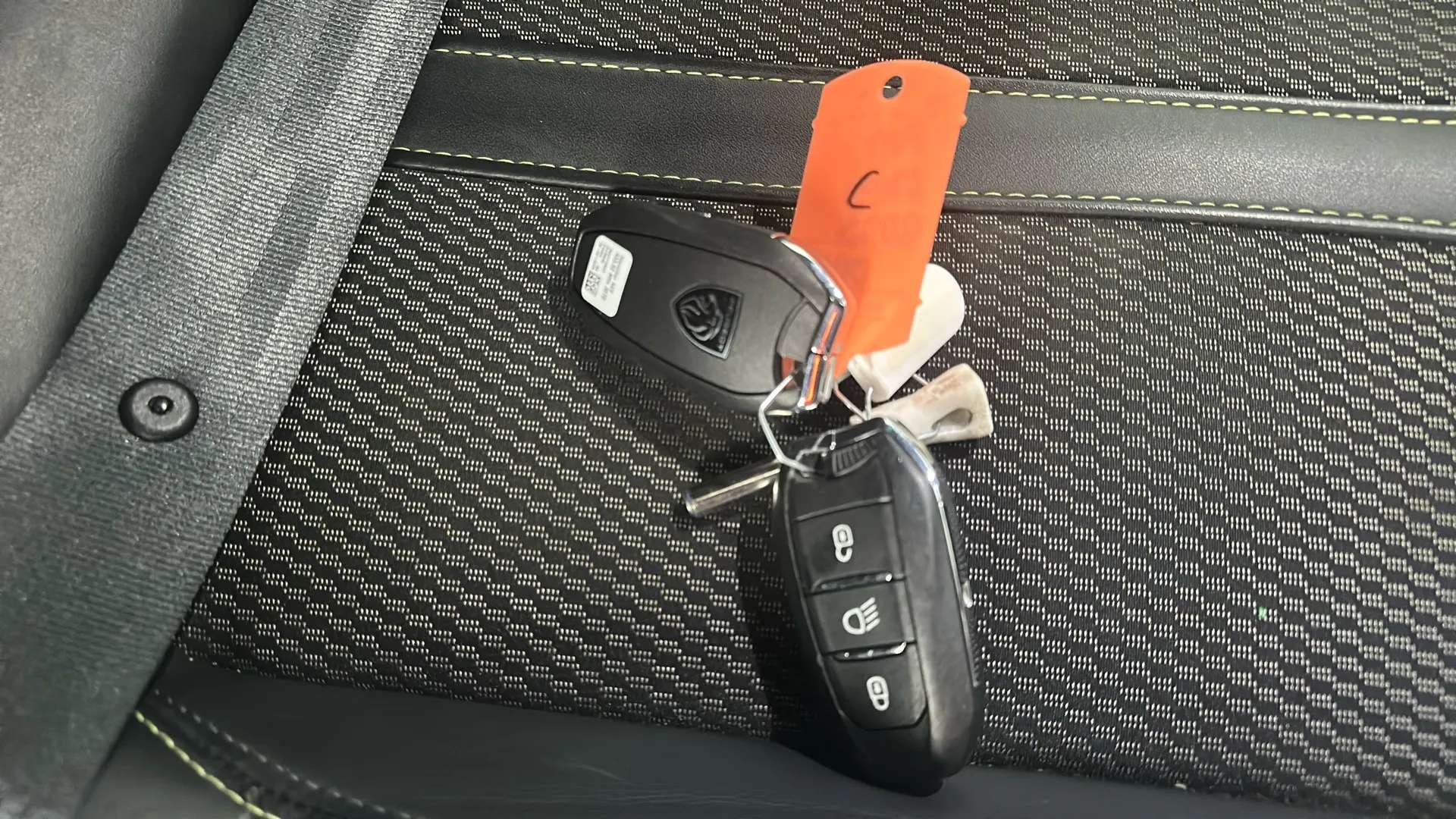 2025 PEUGEOT 2008 2025 PEUGEOT 2008