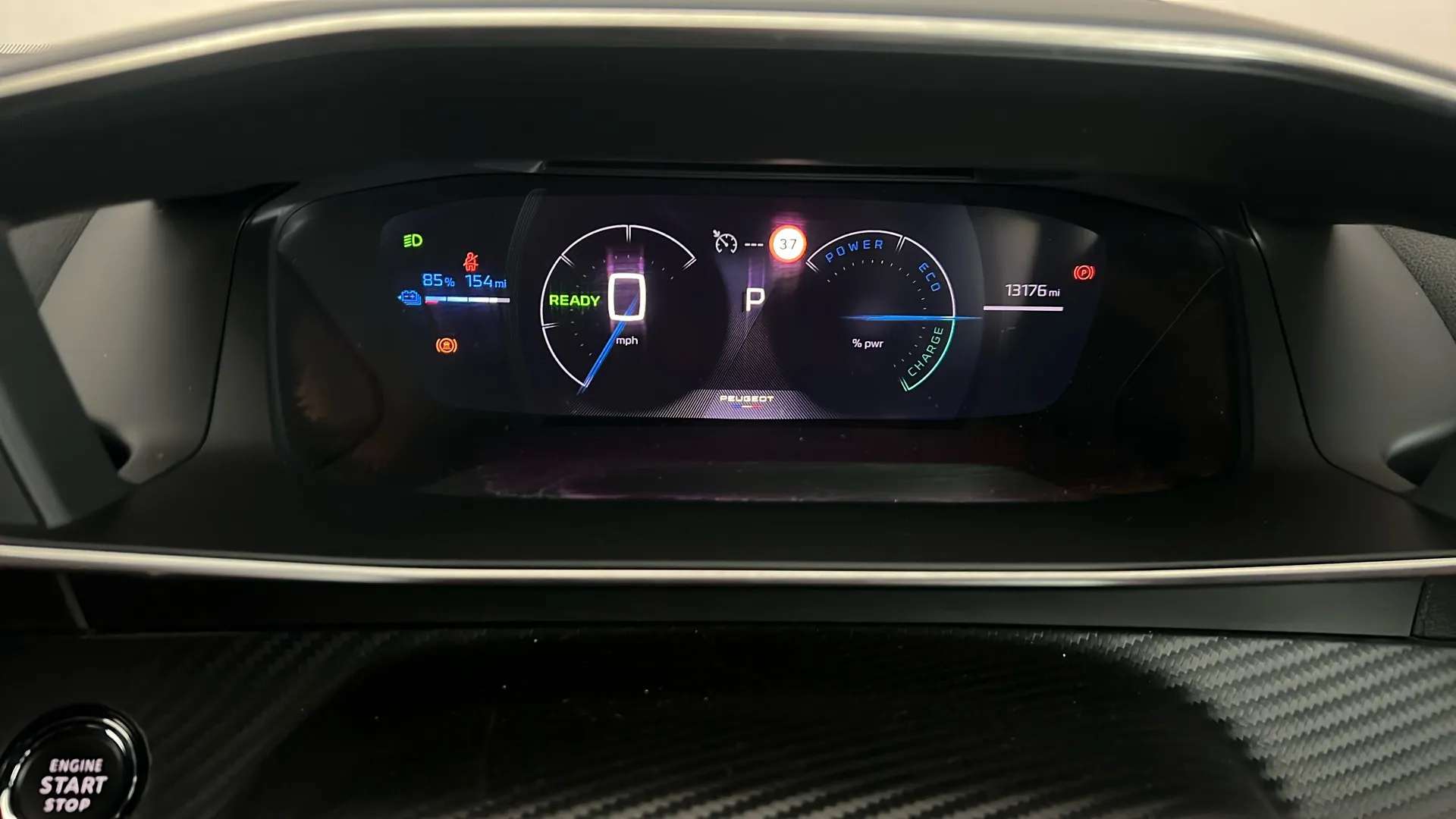2024 PEUGEOT 2008 2024 PEUGEOT 2008