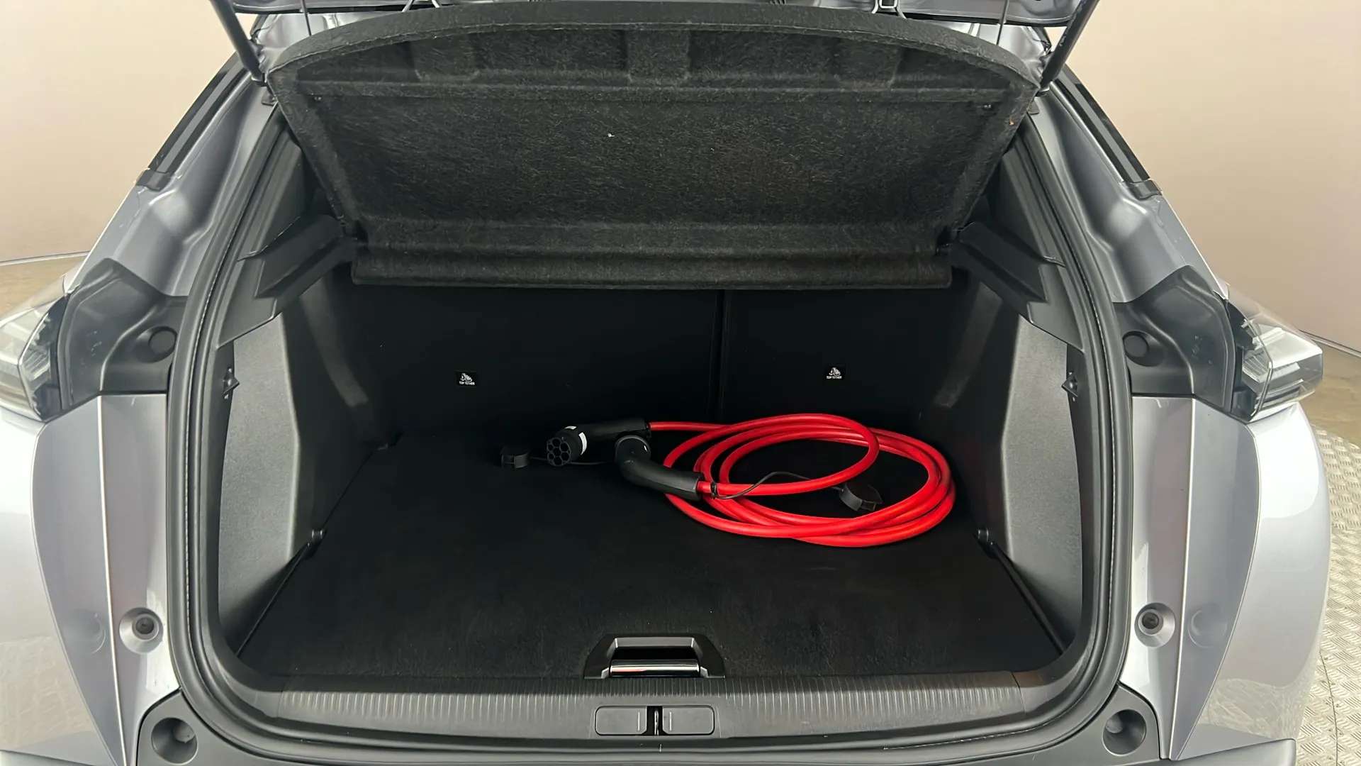 2024 PEUGEOT 2008 2024 PEUGEOT 2008