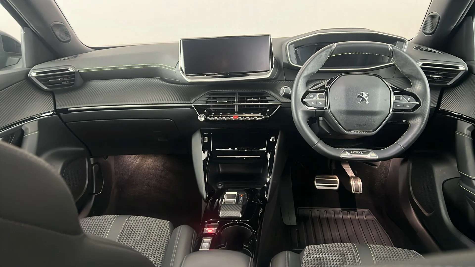 2022 PEUGEOT 2008 2022 PEUGEOT 2008