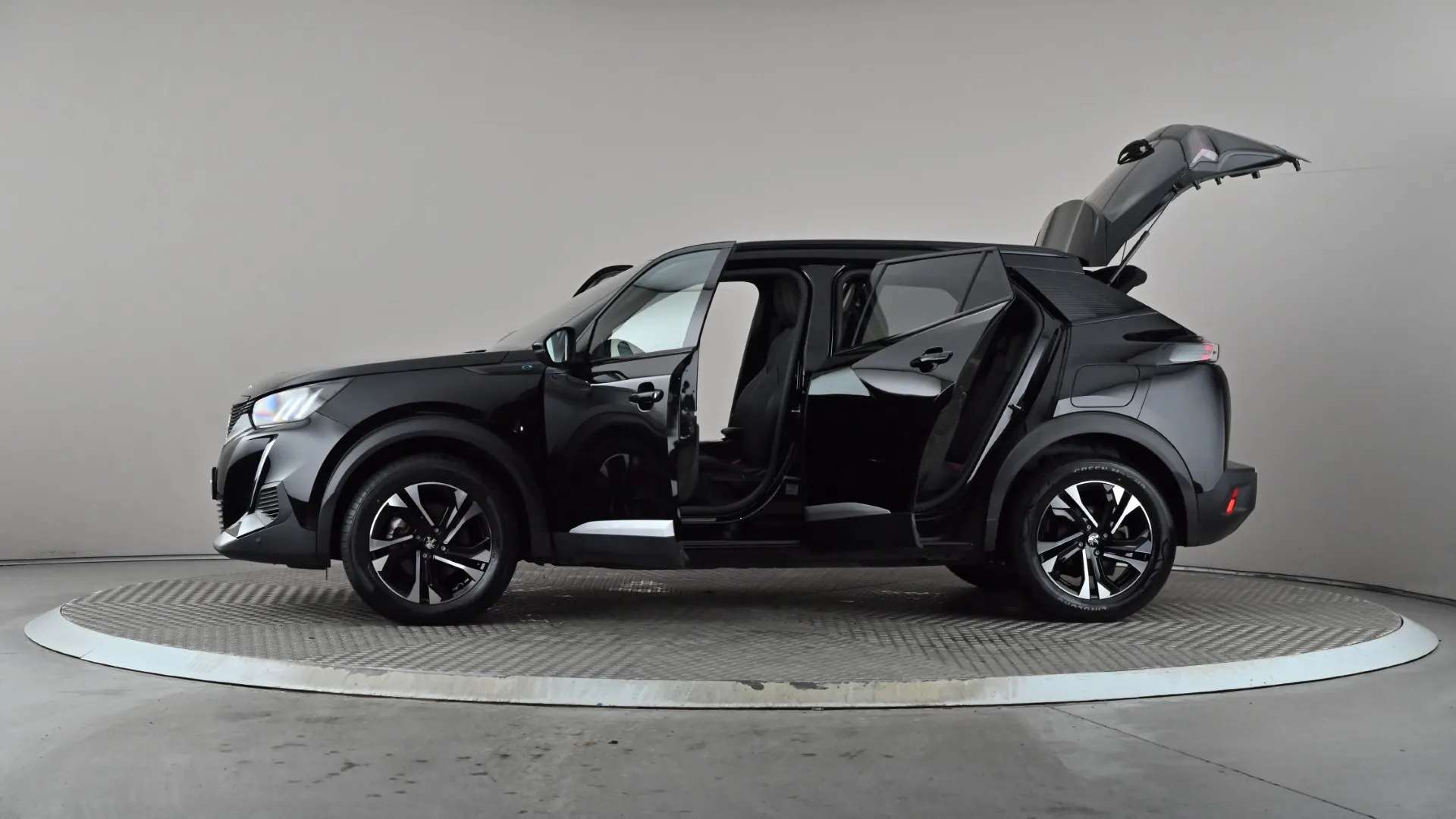 2023 PEUGEOT 2008 2023 PEUGEOT 2008