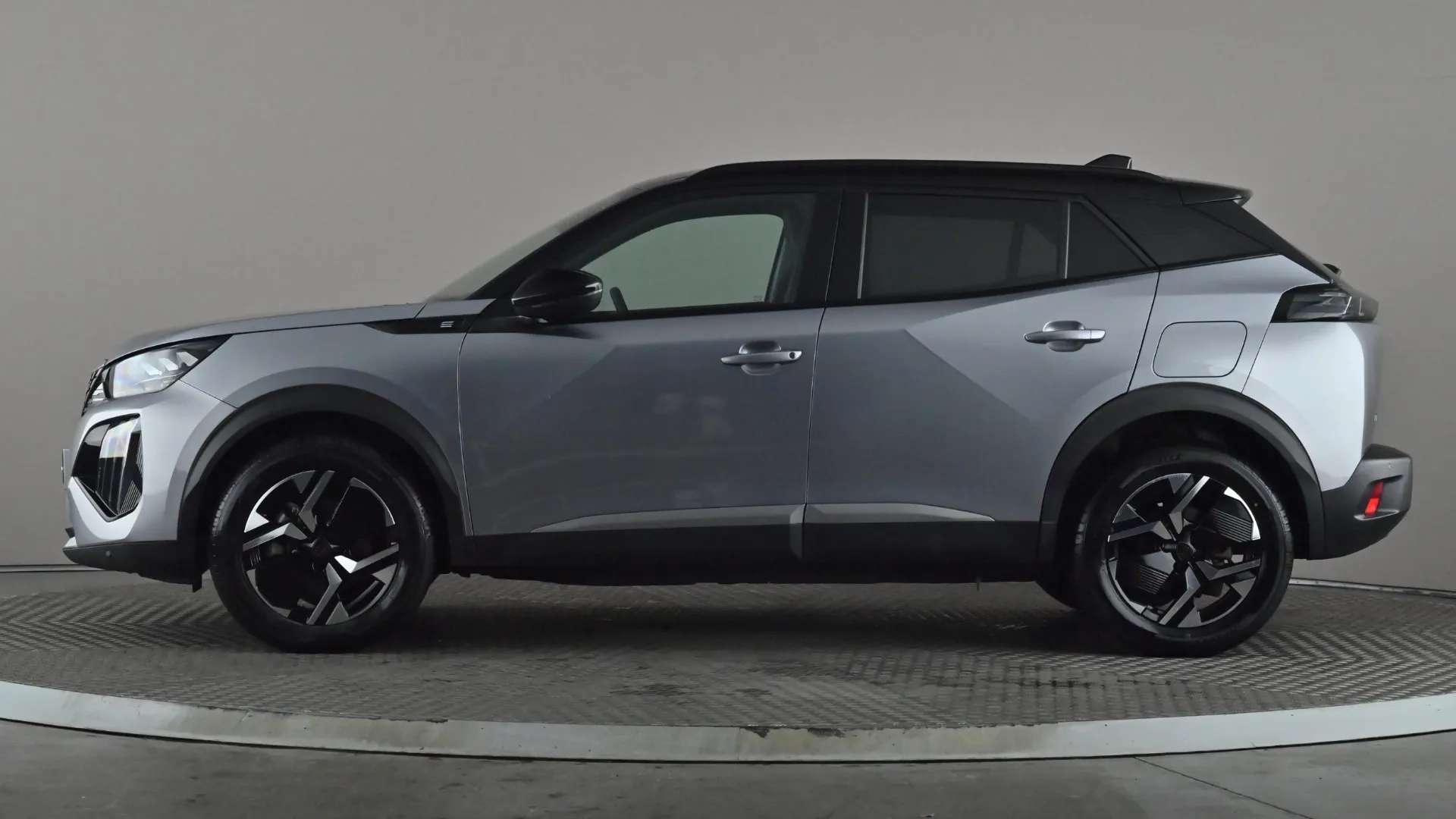 A 2024 PEUGEOT 2008 100kW GT 50kWh Auto A 2024 PEUGEOT 2008 100kW GT 50kWh Auto