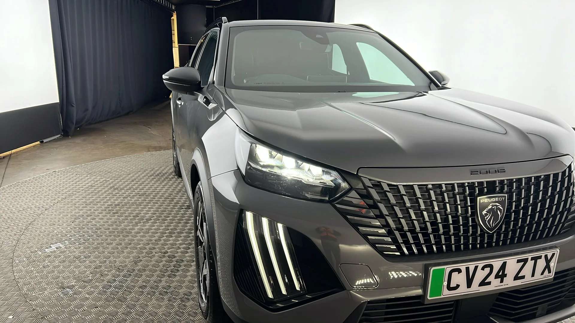 2024 PEUGEOT 2008 2024 PEUGEOT 2008