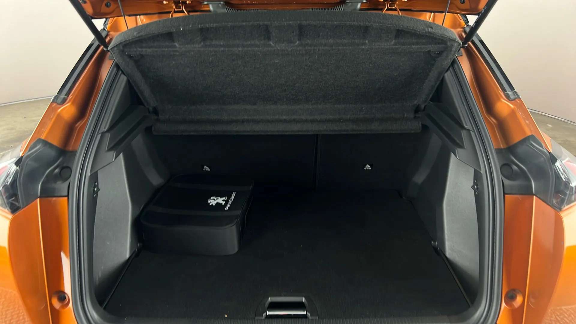 2022 PEUGEOT 2008 2022 PEUGEOT 2008