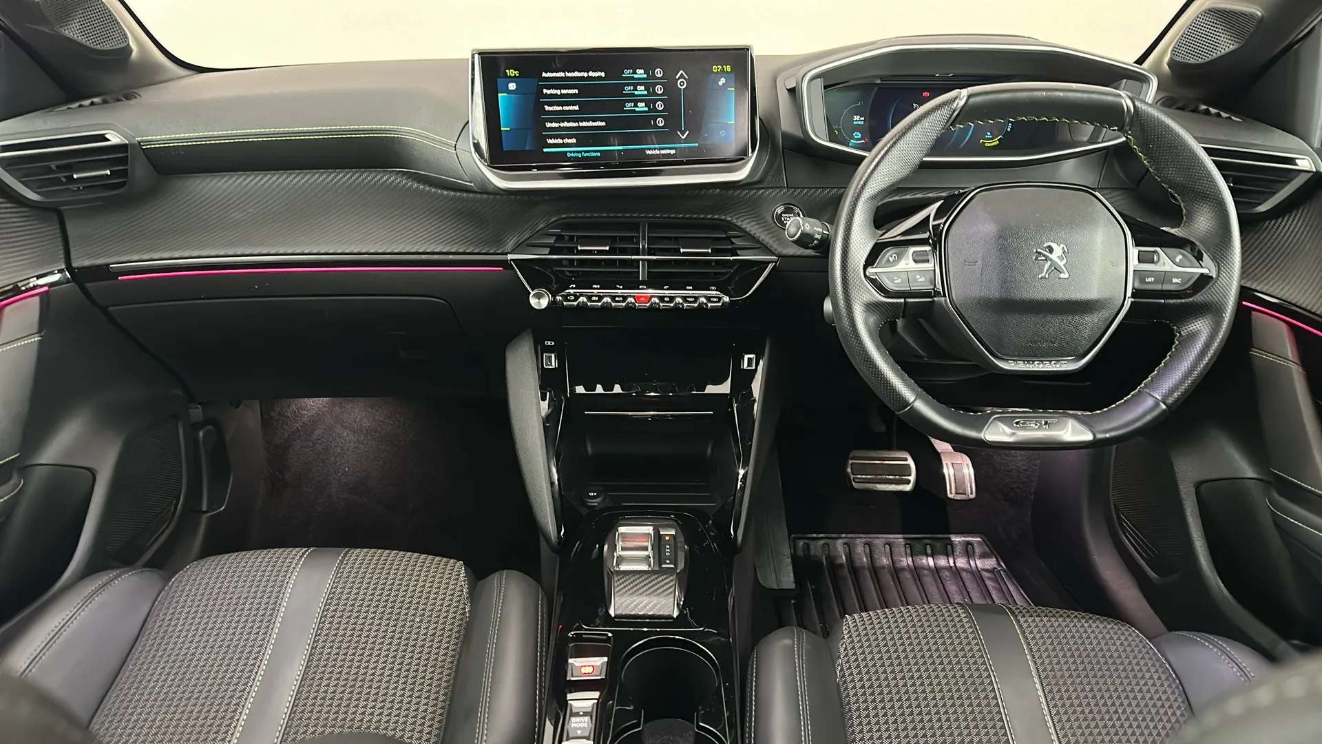 2023 PEUGEOT 208 2023 PEUGEOT 208