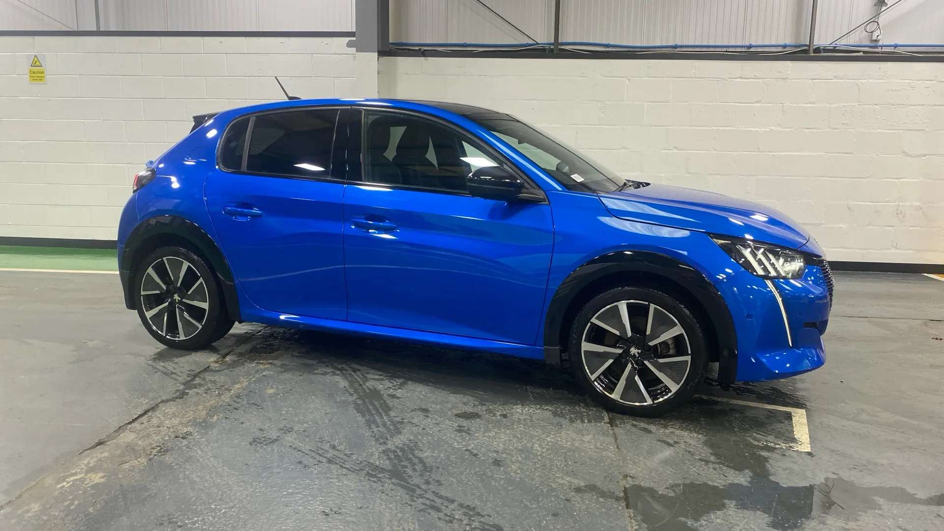 A 2022 PEUGEOT 208 100kW GT 50kWh Auto A 2022 PEUGEOT 208 100kW GT 50kWh Auto