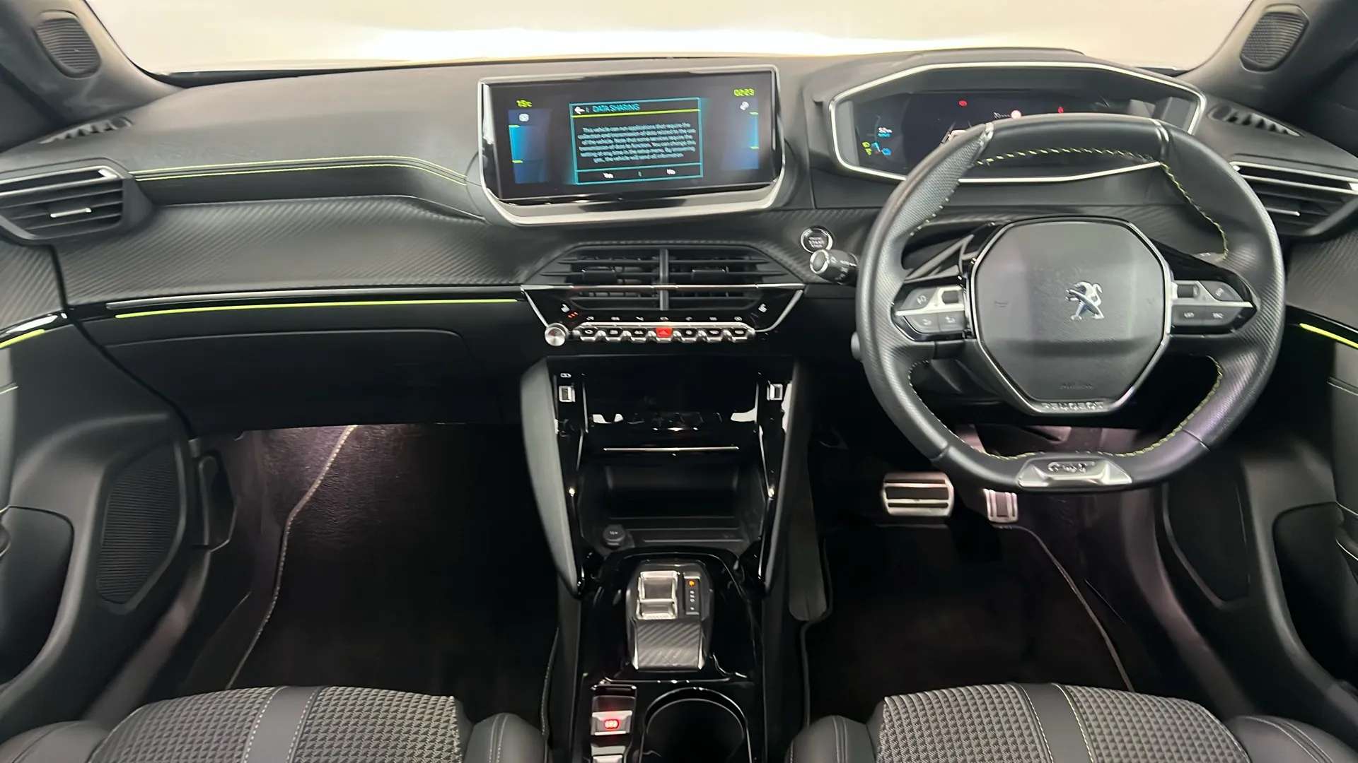 2023 PEUGEOT 2008 2023 PEUGEOT 2008