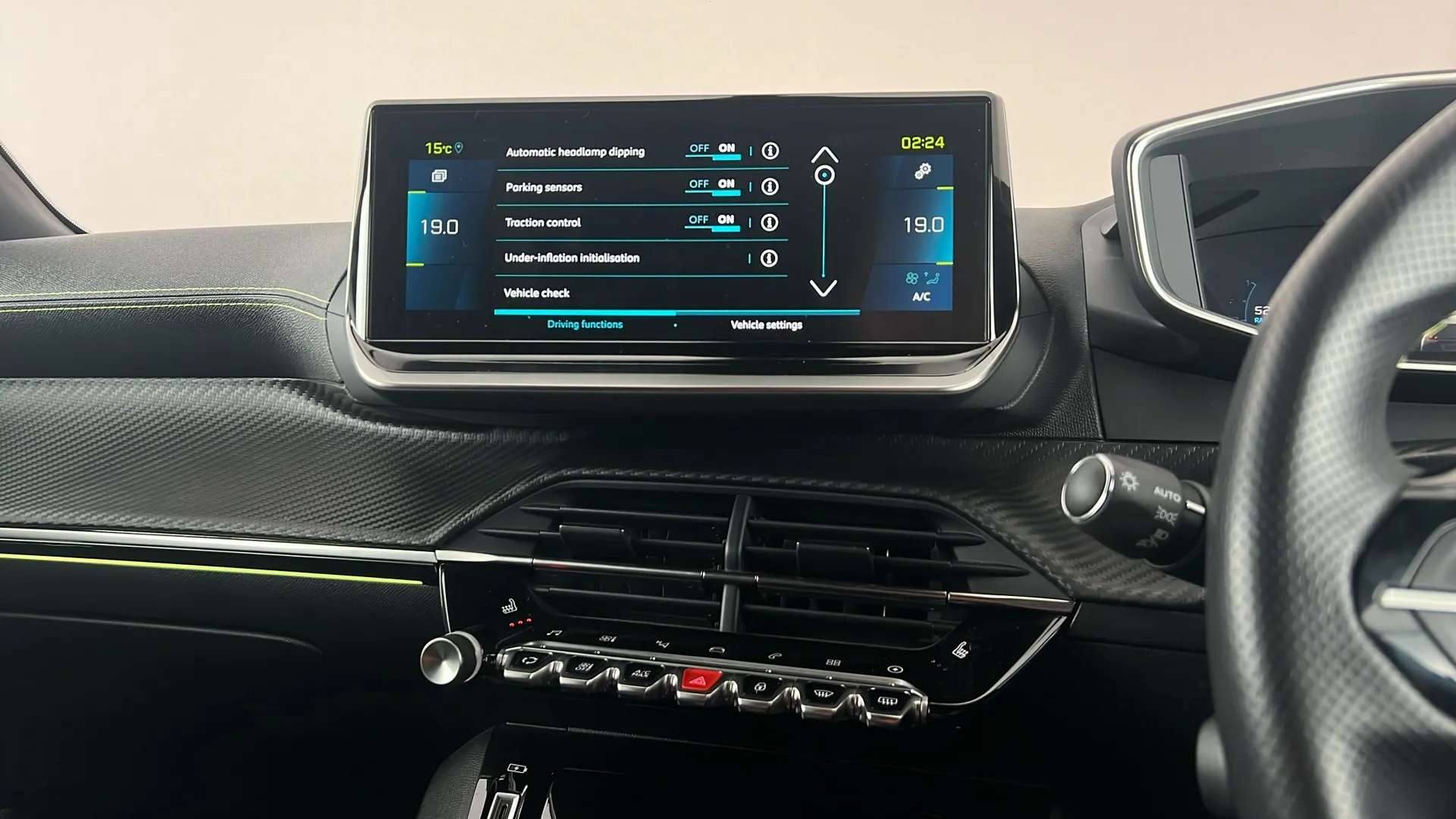 2023 PEUGEOT 2008 2023 PEUGEOT 2008