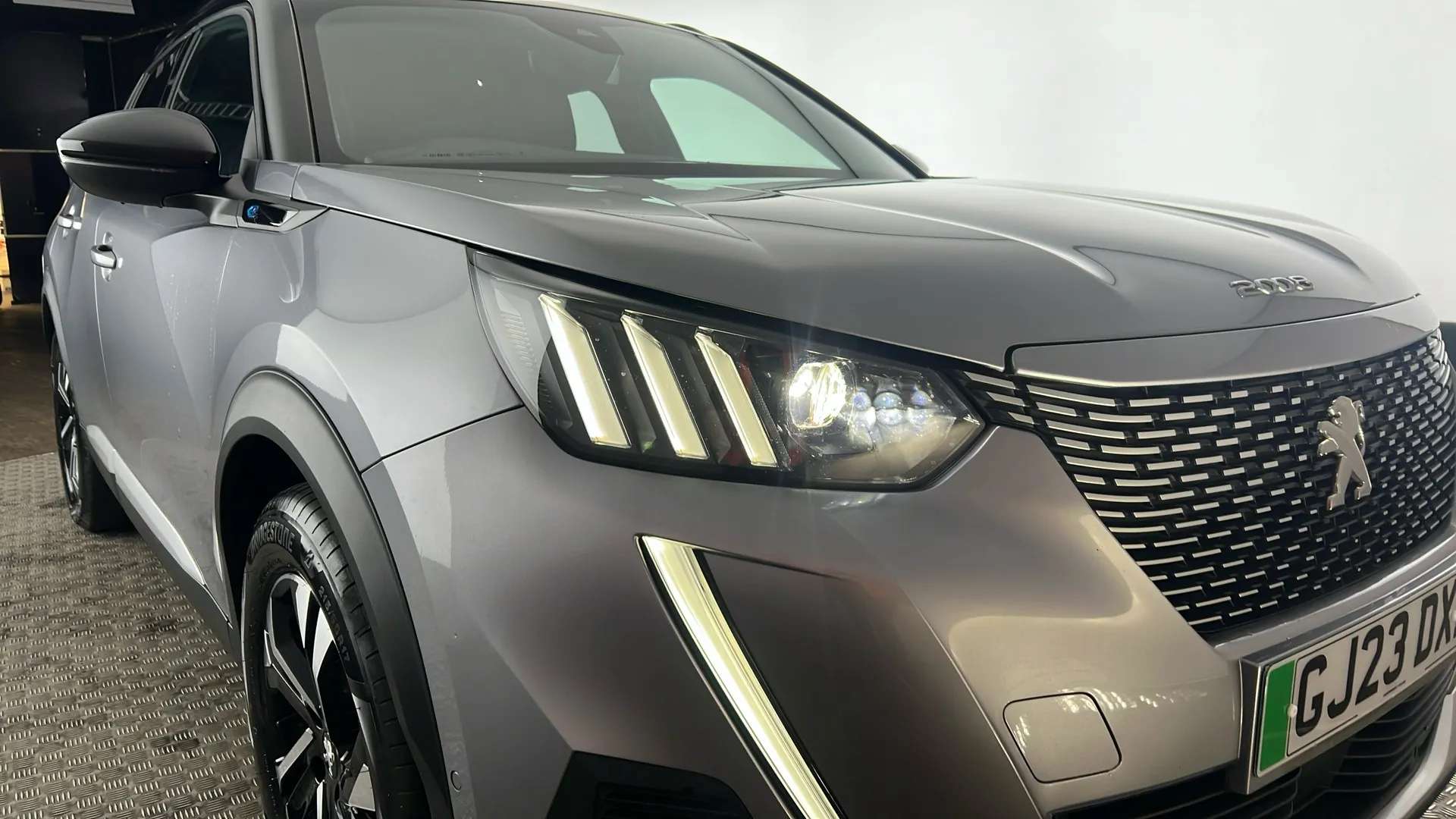 2023 PEUGEOT 2008 2023 PEUGEOT 2008