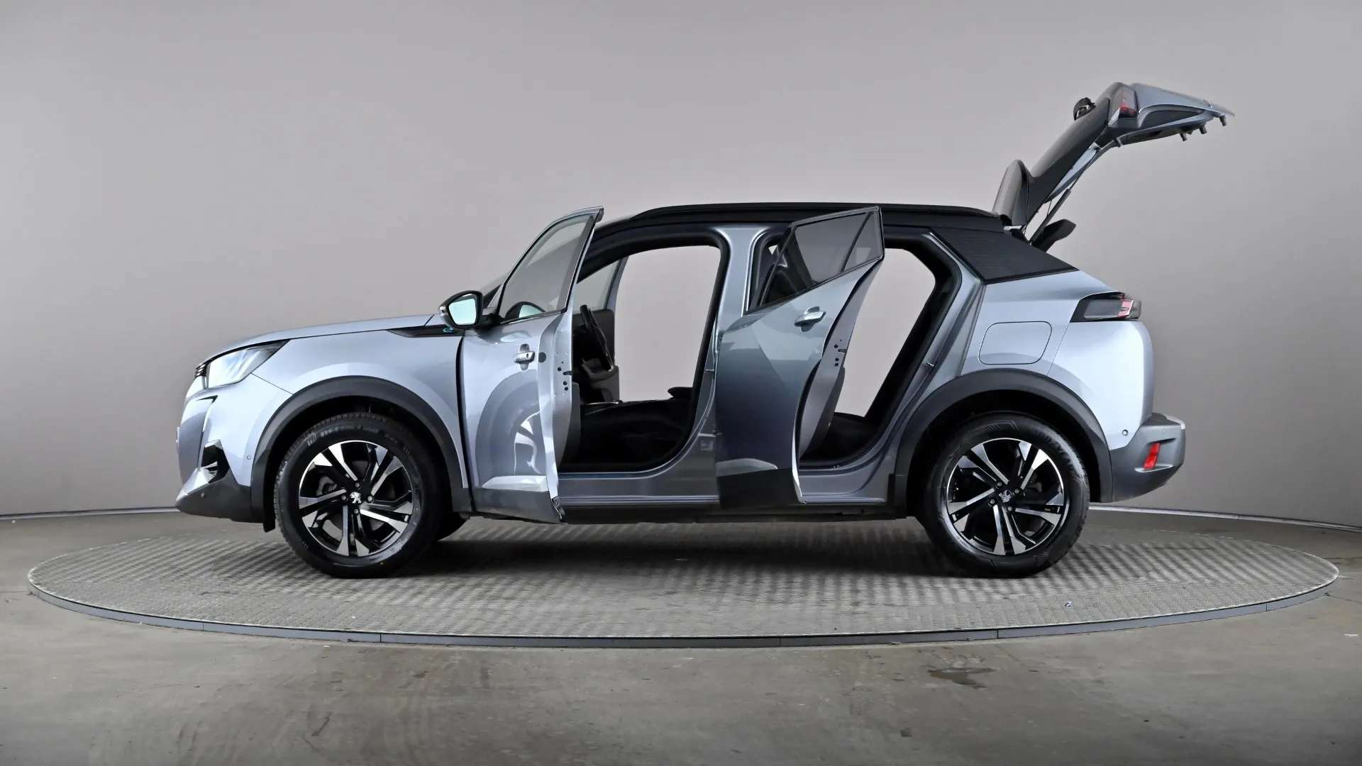 2022 PEUGEOT 2008 2022 PEUGEOT 2008