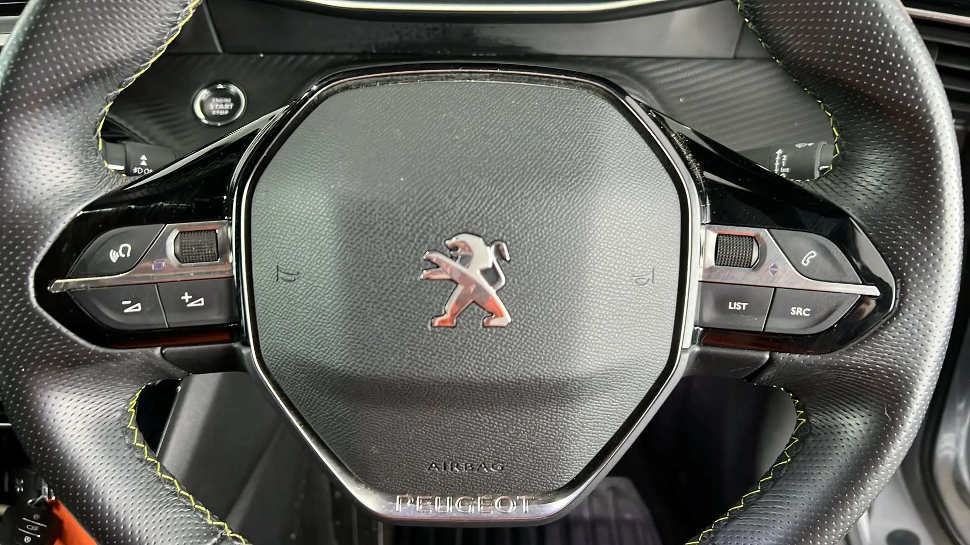 2022 PEUGEOT 2008 2022 PEUGEOT 2008