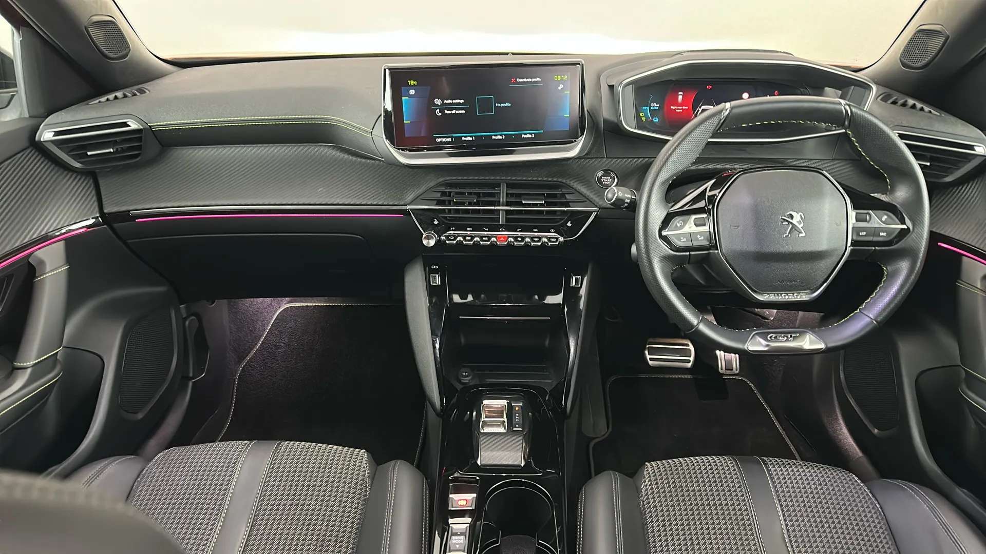 2023 PEUGEOT 2008 2023 PEUGEOT 2008