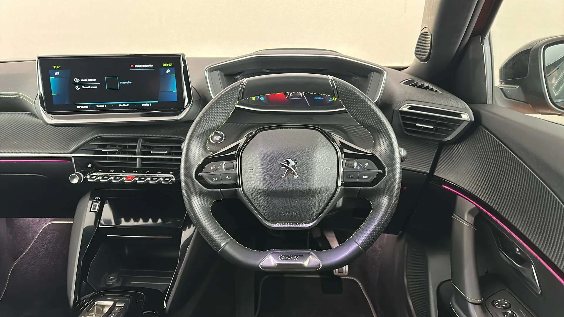 2023 PEUGEOT 2008 2023 PEUGEOT 2008