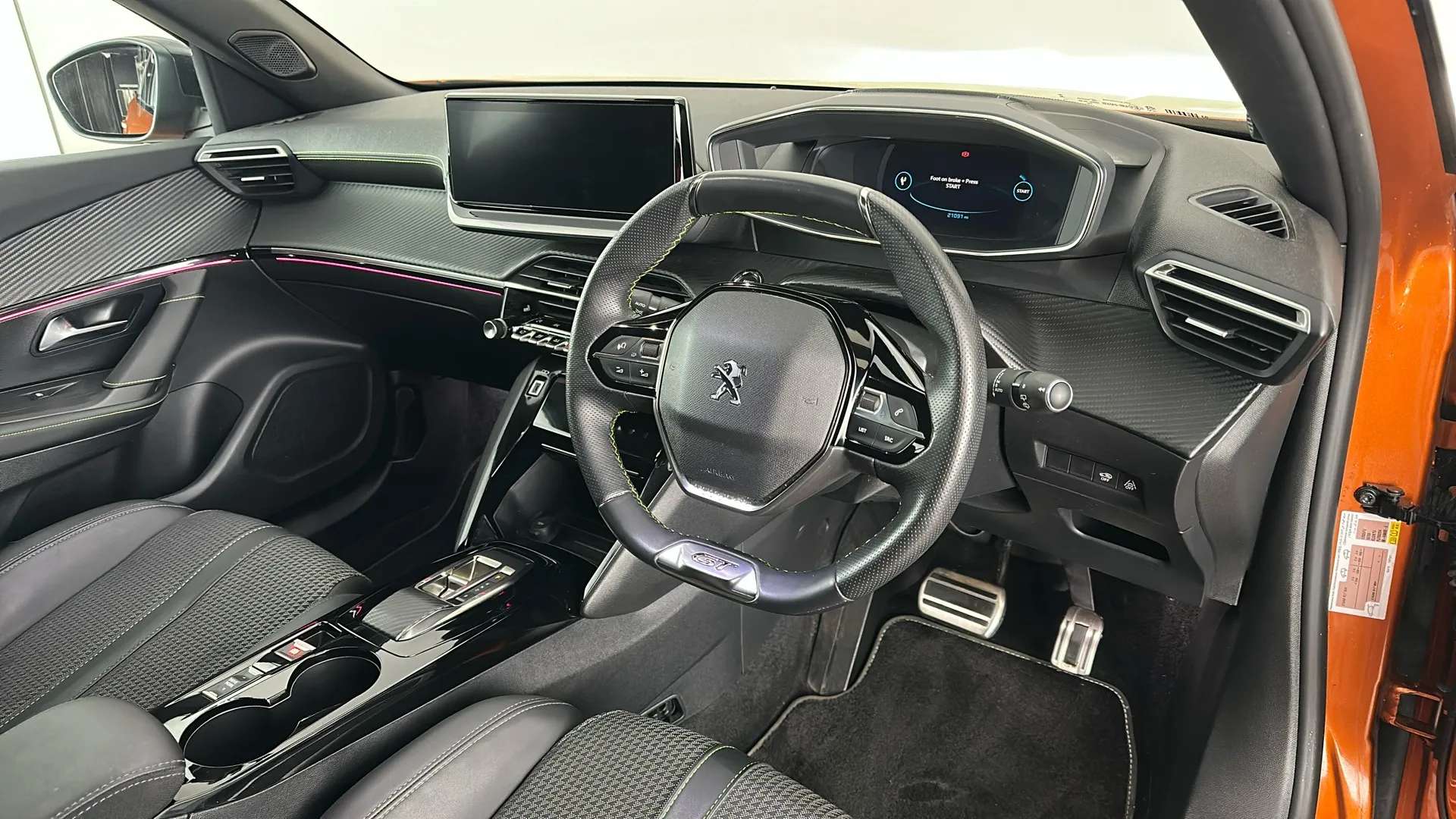 2023 PEUGEOT 2008 2023 PEUGEOT 2008