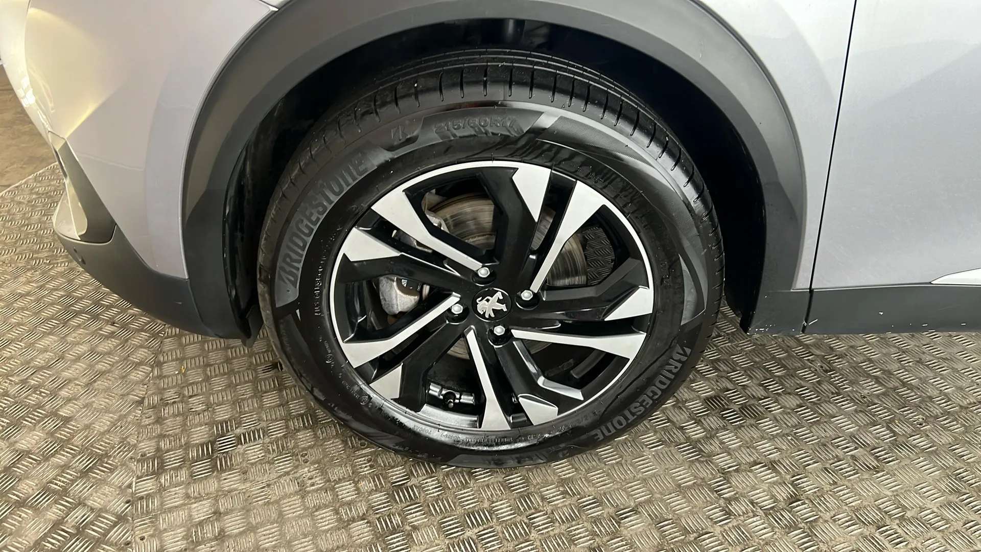 2023 PEUGEOT 2008 2023 PEUGEOT 2008