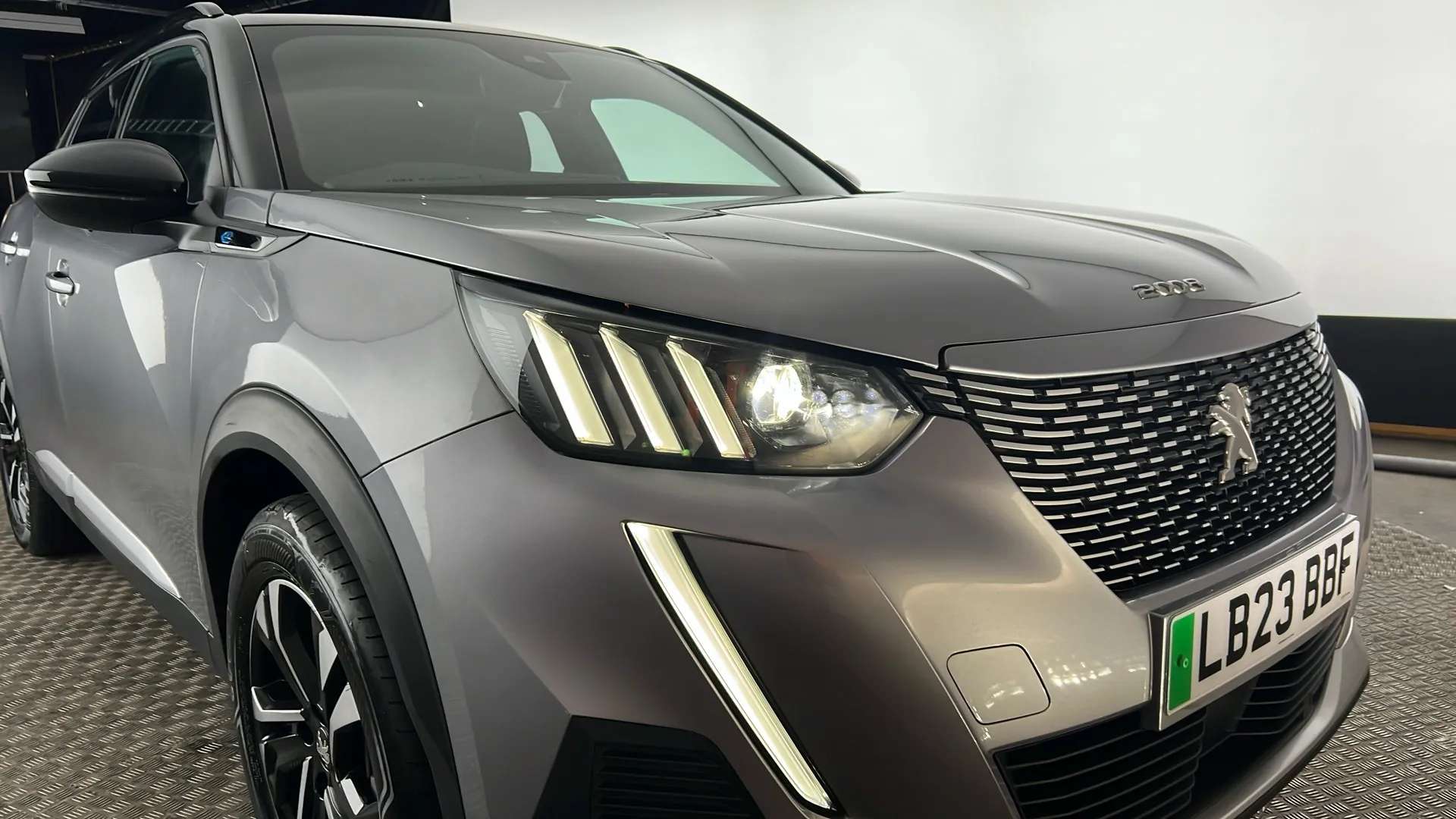 2023 PEUGEOT 2008 2023 PEUGEOT 2008