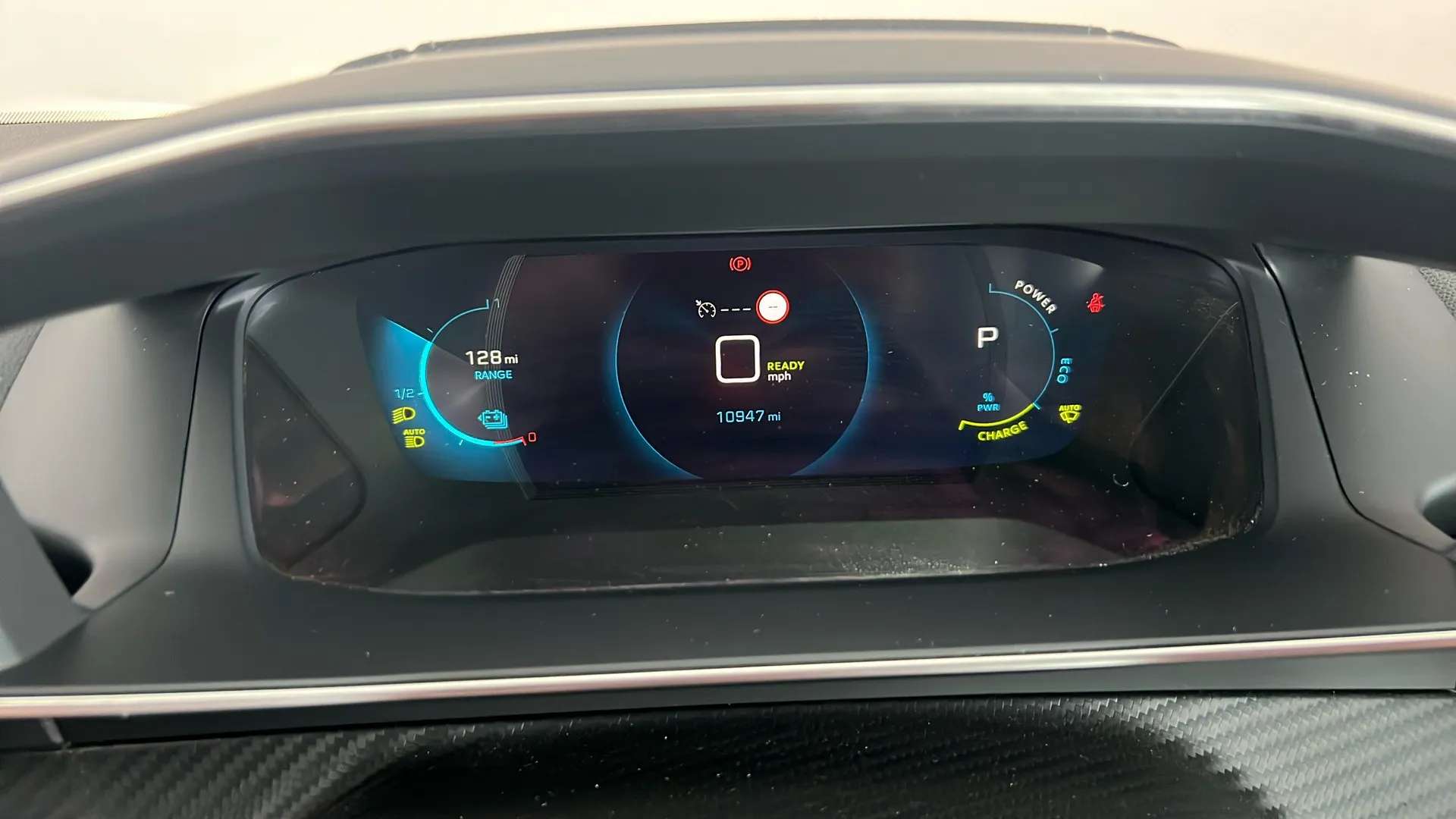2023 PEUGEOT 2008 2023 PEUGEOT 2008