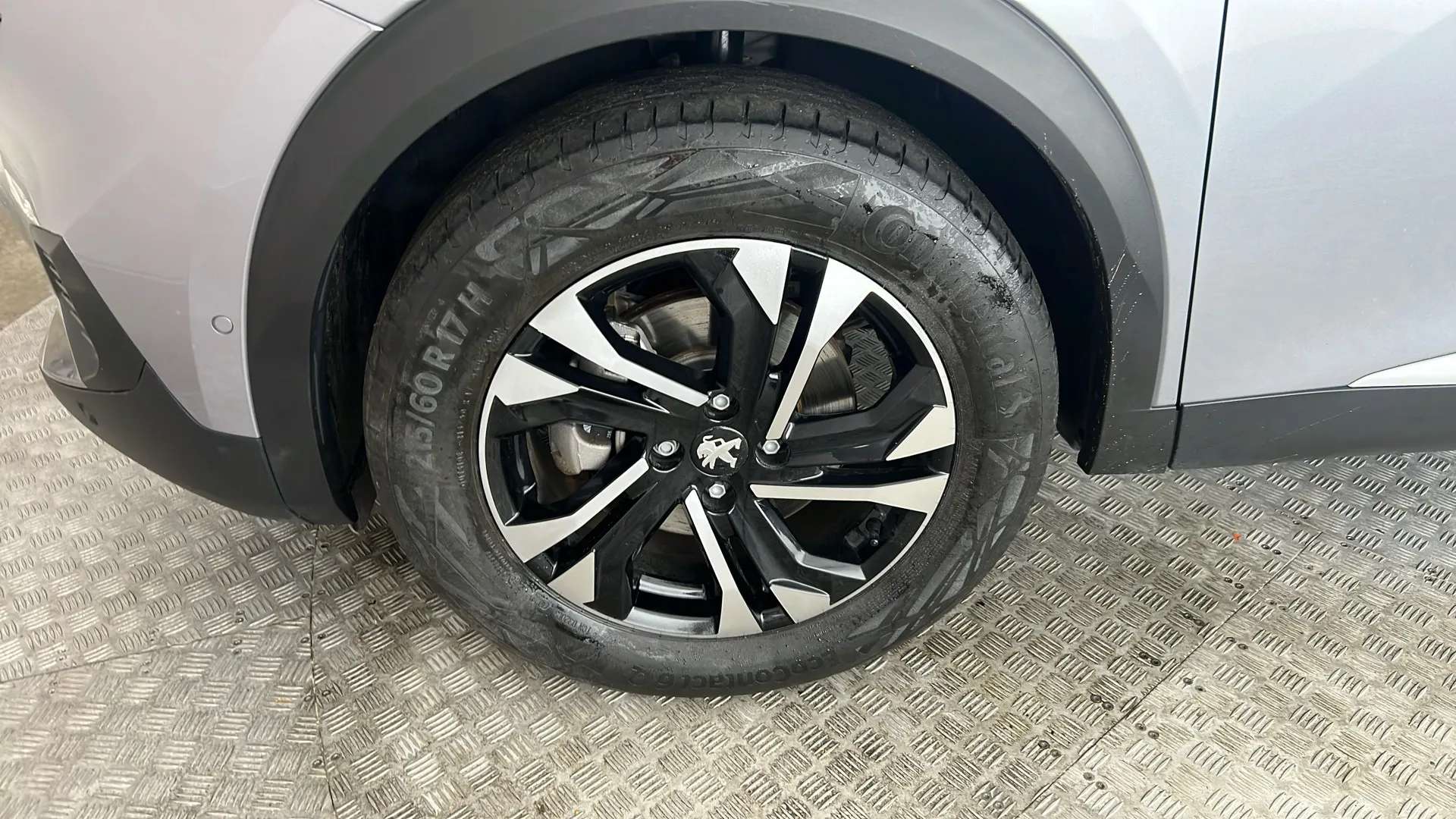 2023 PEUGEOT 2008 2023 PEUGEOT 2008