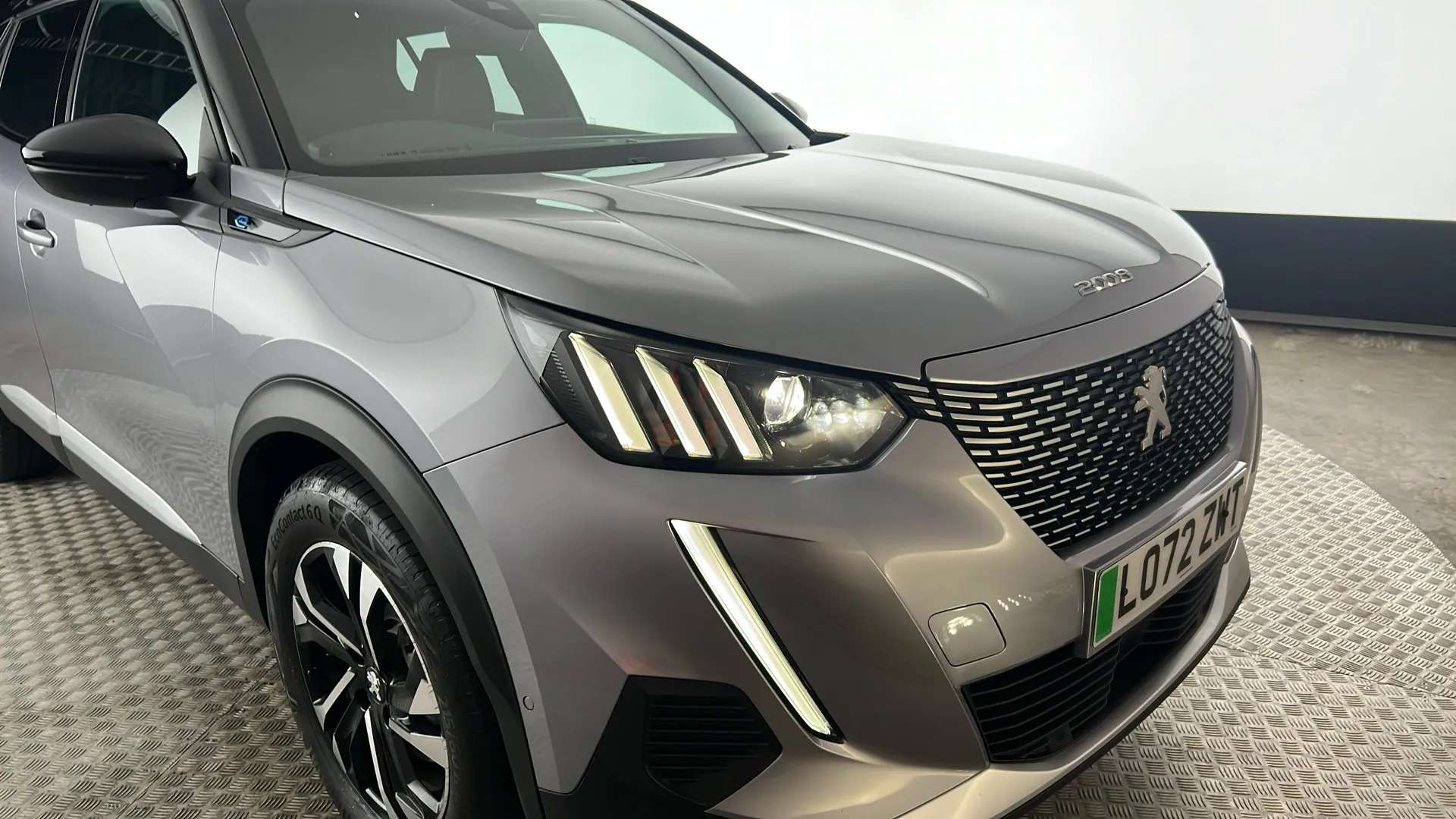 2023 PEUGEOT 2008 2023 PEUGEOT 2008