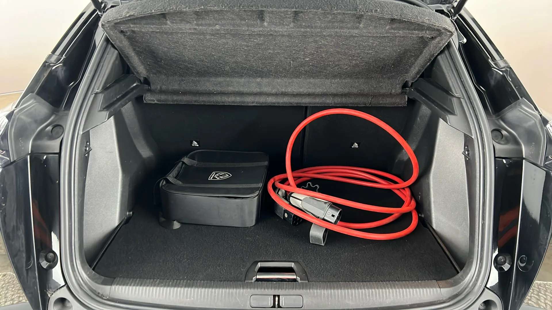 2022 PEUGEOT 2008 2022 PEUGEOT 2008