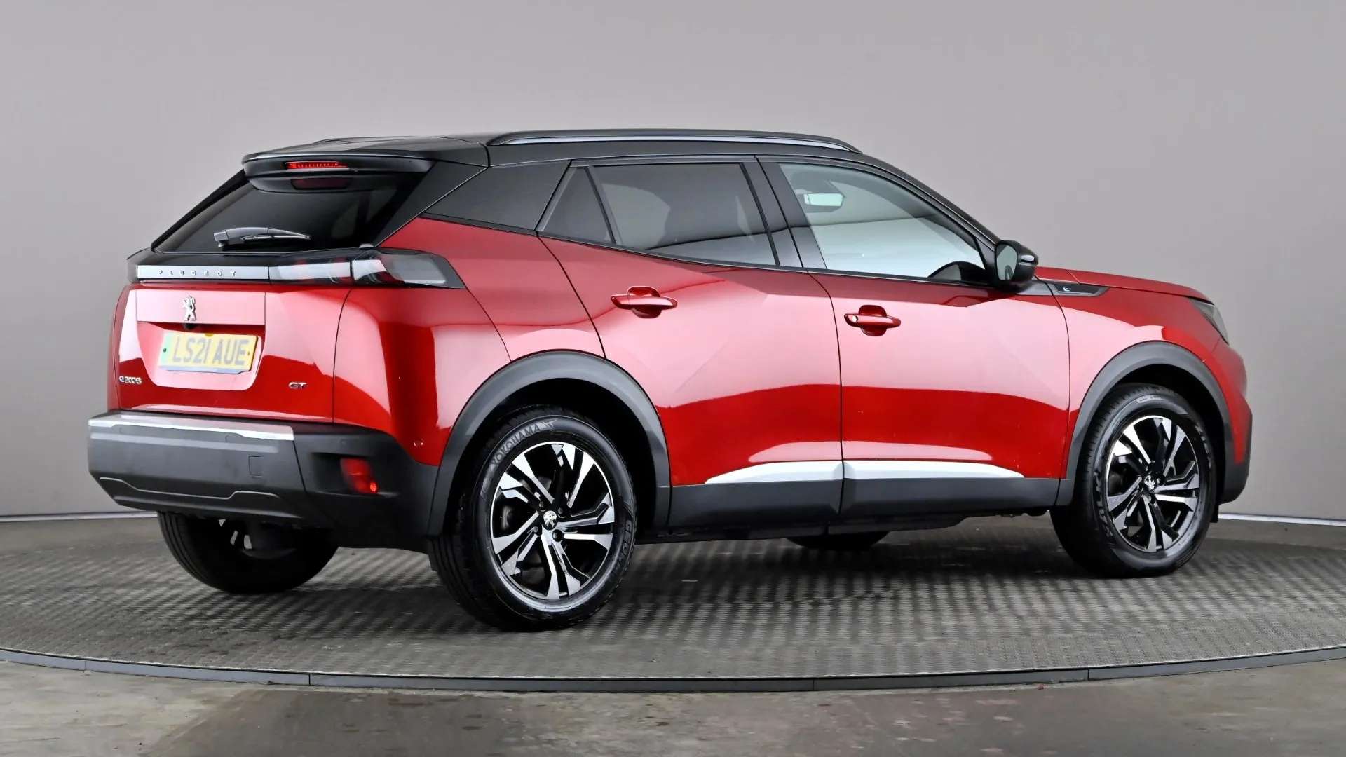 2021 PEUGEOT 2008 2021 PEUGEOT 2008
