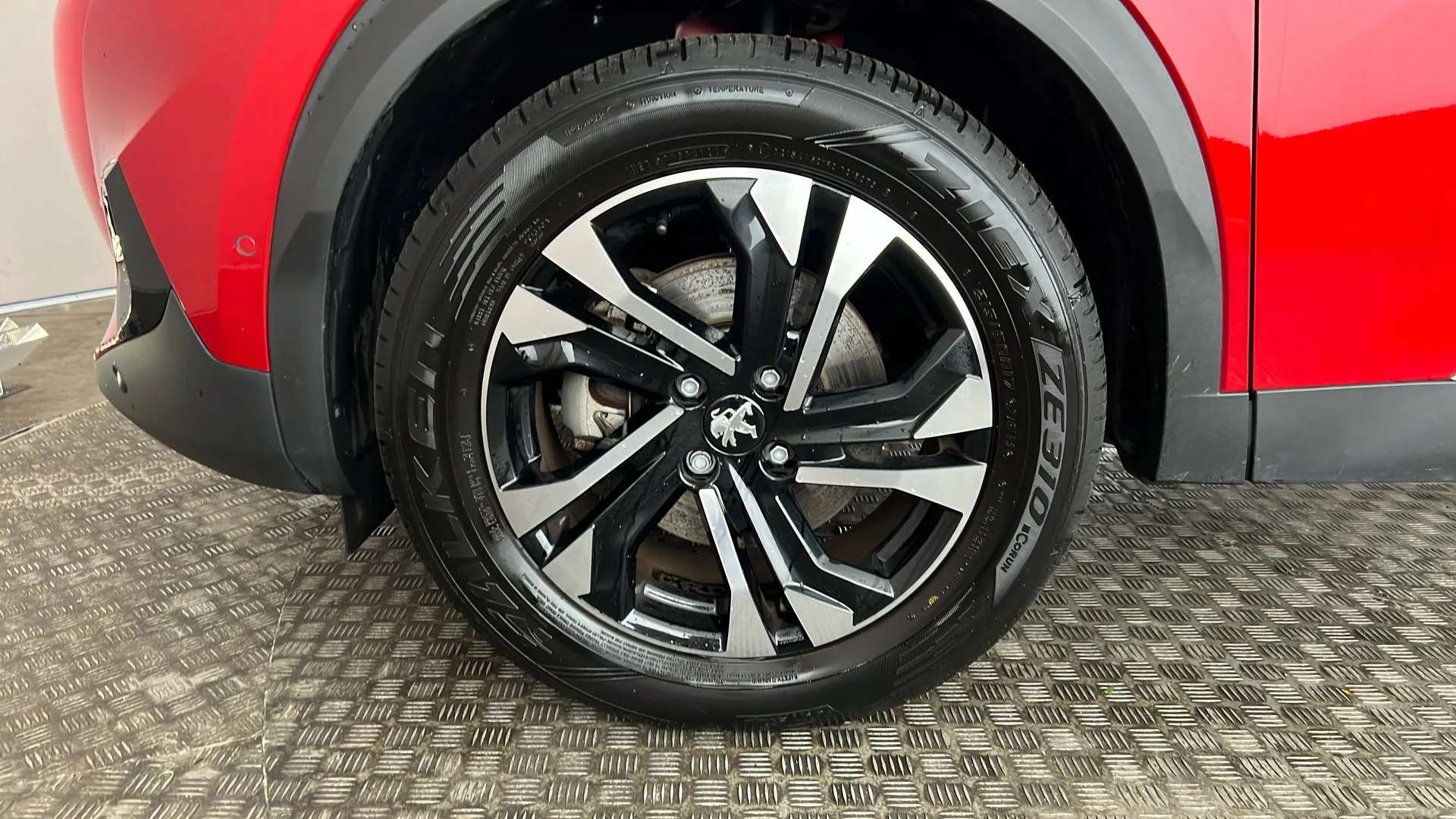2021 PEUGEOT 2008 2021 PEUGEOT 2008