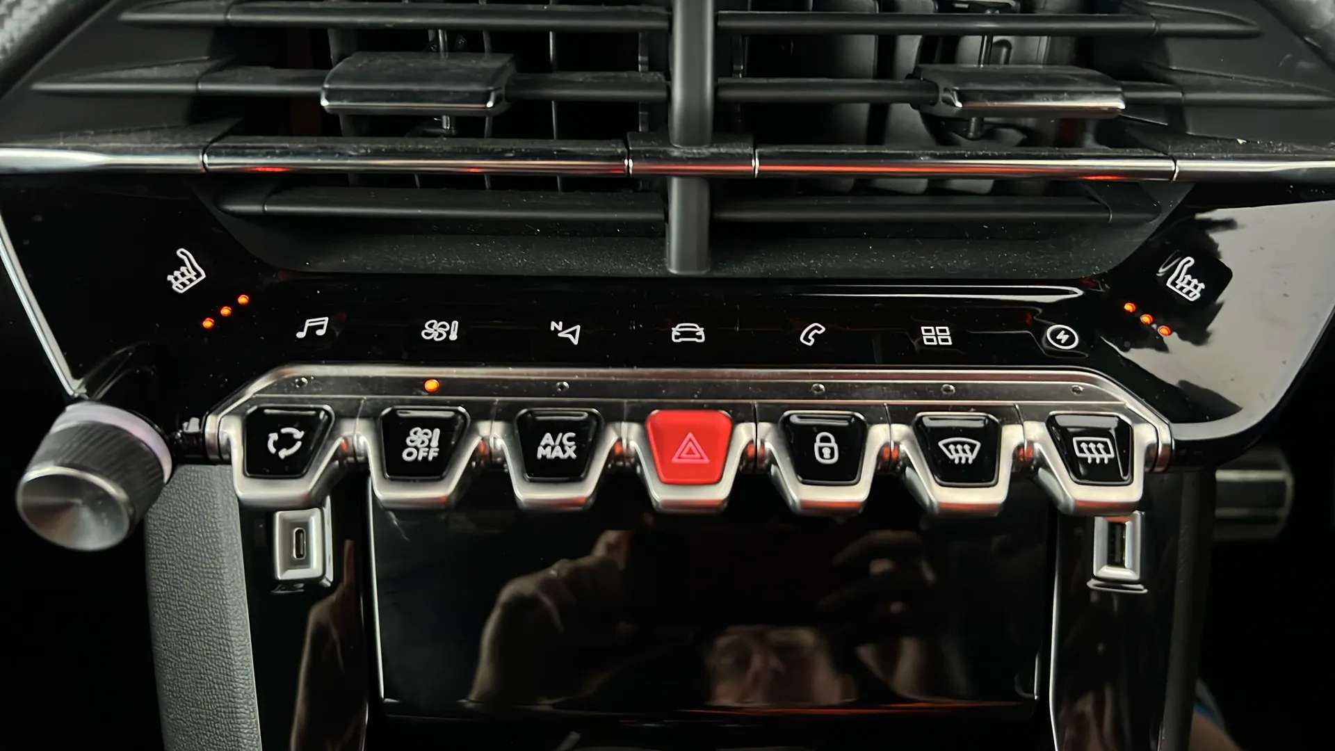 2021 PEUGEOT 2008 2021 PEUGEOT 2008
