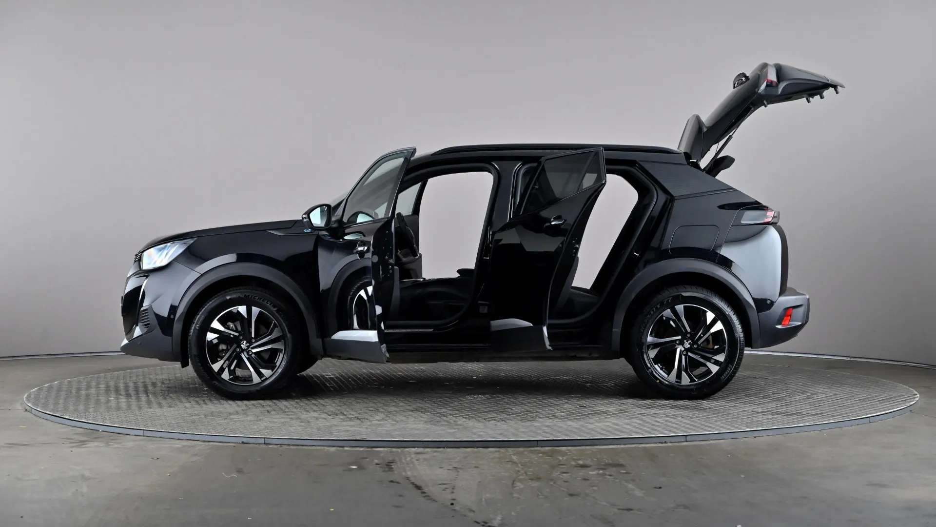 2023 PEUGEOT 2008 2023 PEUGEOT 2008