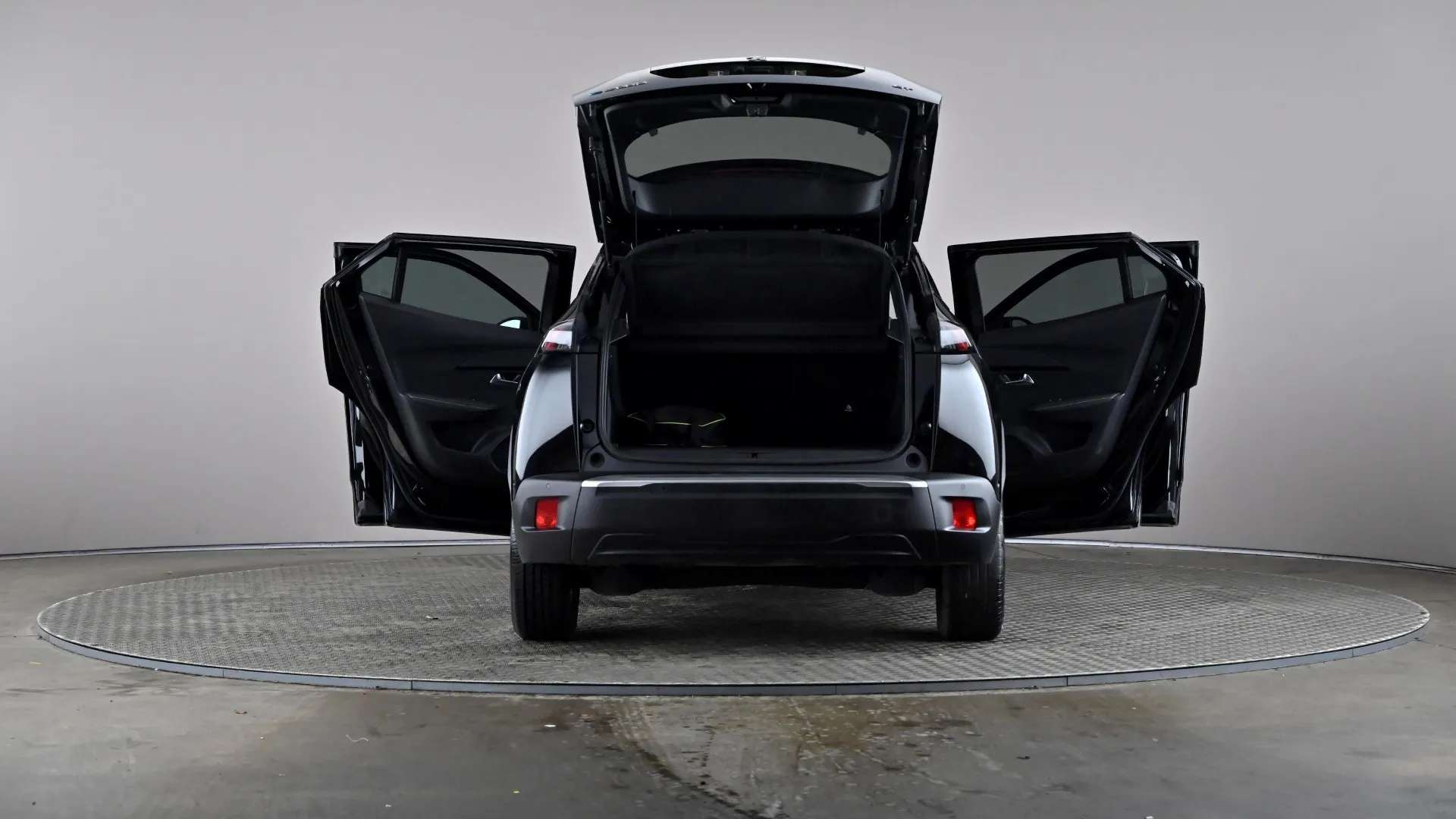 2023 PEUGEOT 2008 2023 PEUGEOT 2008