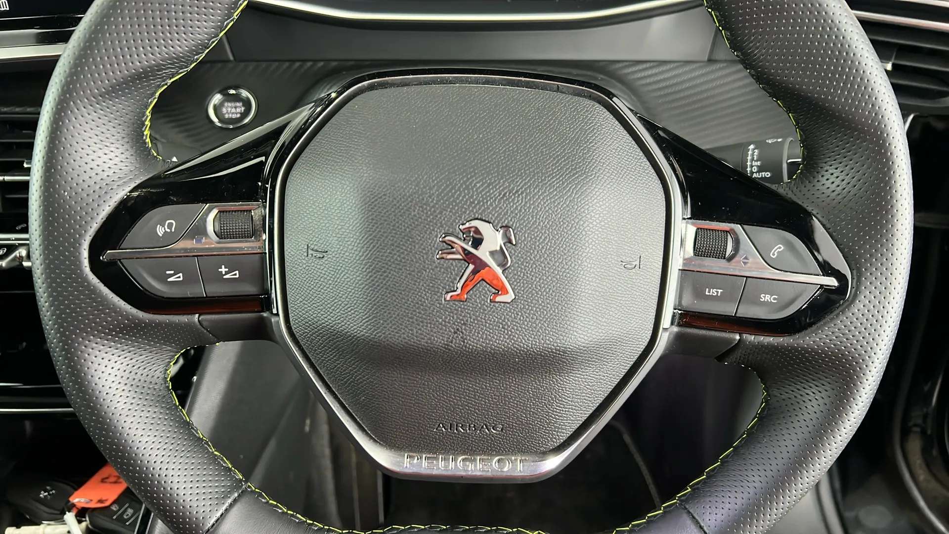 2023 PEUGEOT 2008 2023 PEUGEOT 2008