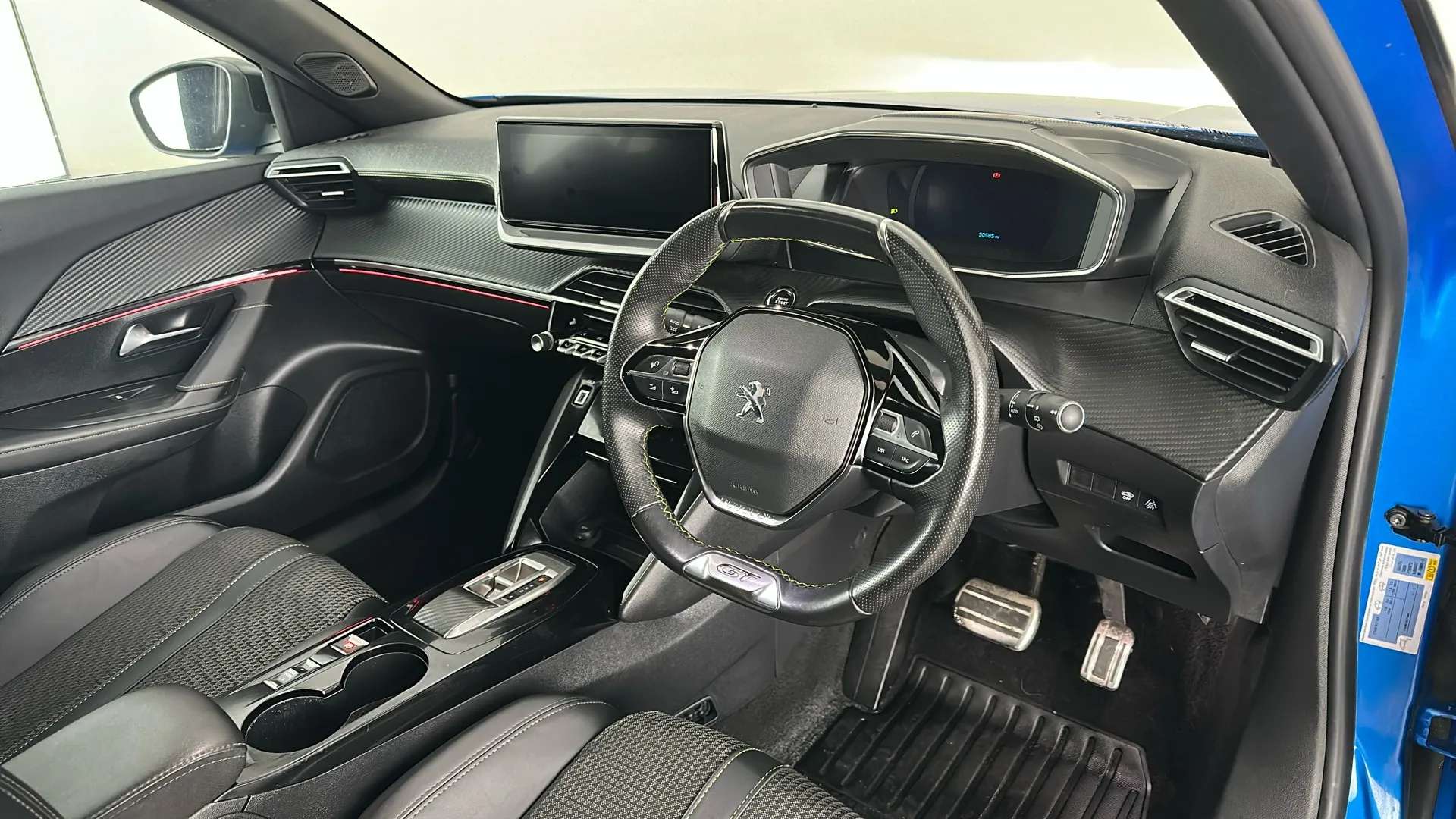 2023 PEUGEOT 2008 2023 PEUGEOT 2008