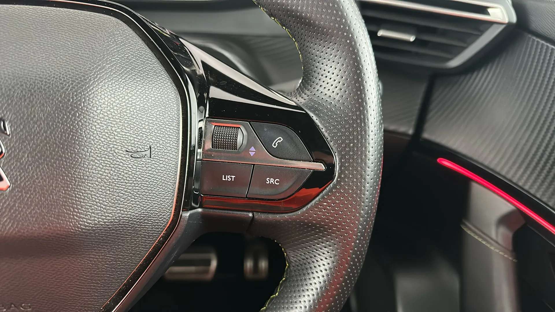 2023 PEUGEOT 2008 2023 PEUGEOT 2008