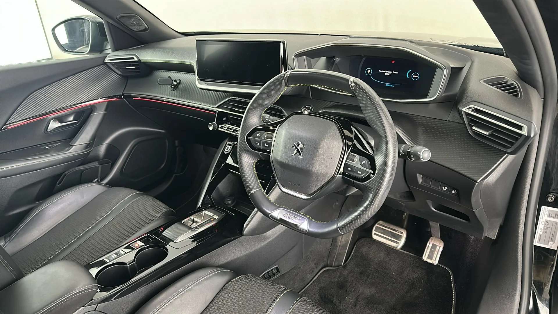 2023 PEUGEOT 2008 2023 PEUGEOT 2008