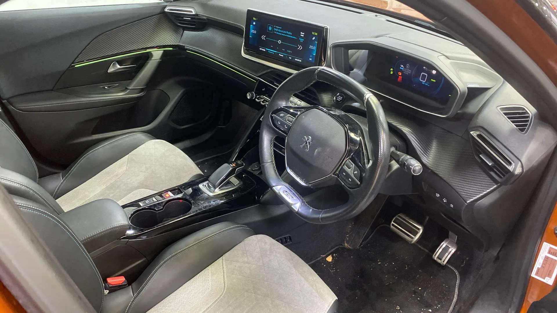 2020 PEUGEOT 2008 2020 PEUGEOT 2008