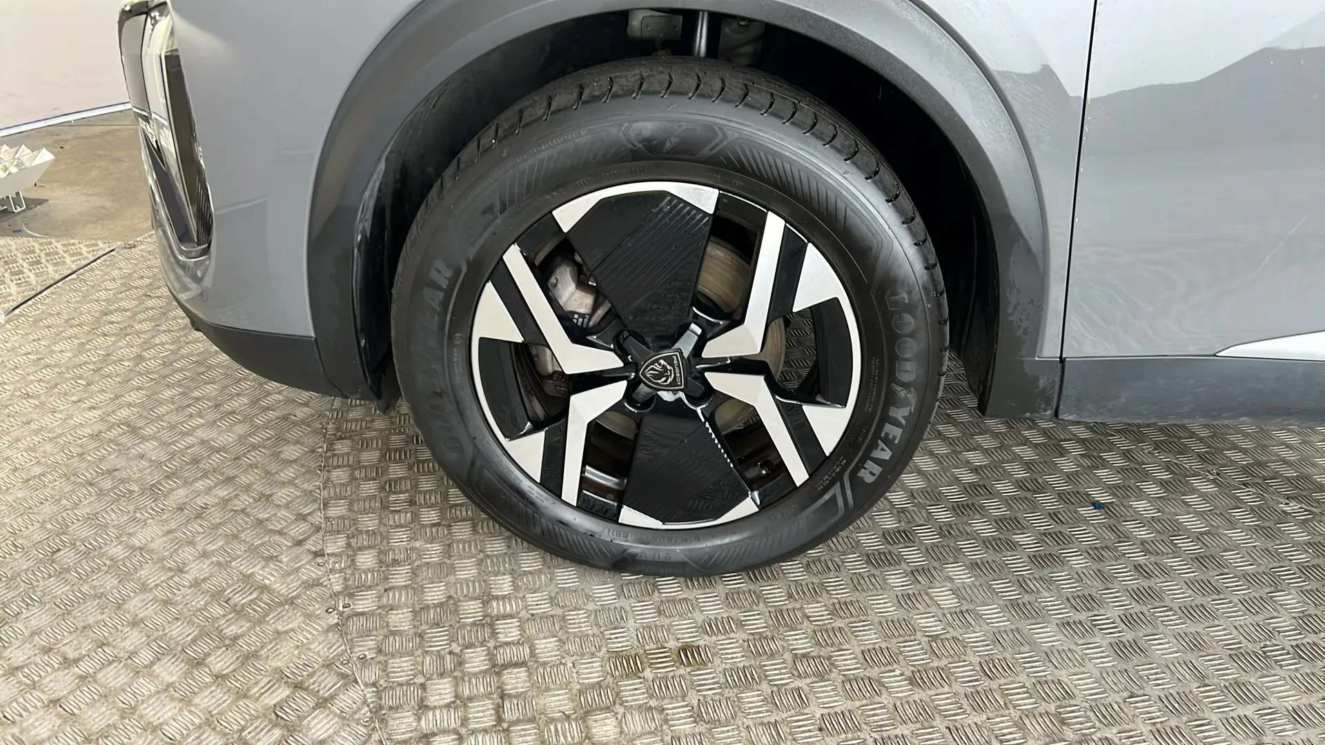2025 PEUGEOT 2008 2025 PEUGEOT 2008