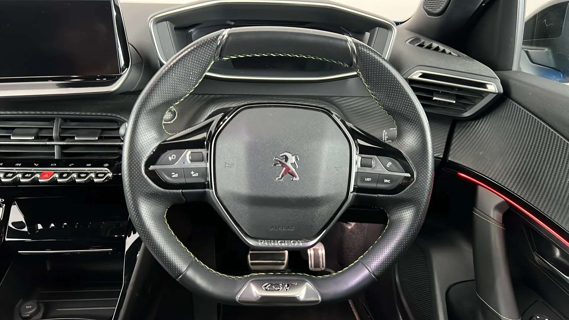 2023 PEUGEOT 2008 2023 PEUGEOT 2008