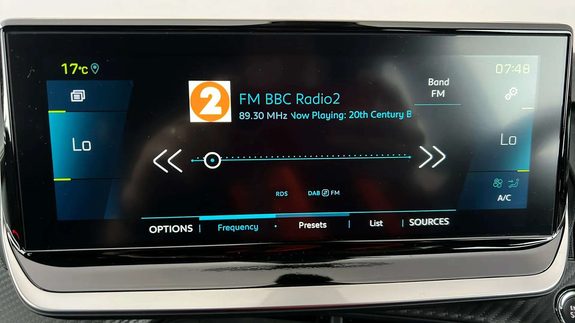 2023 PEUGEOT 2008 2023 PEUGEOT 2008