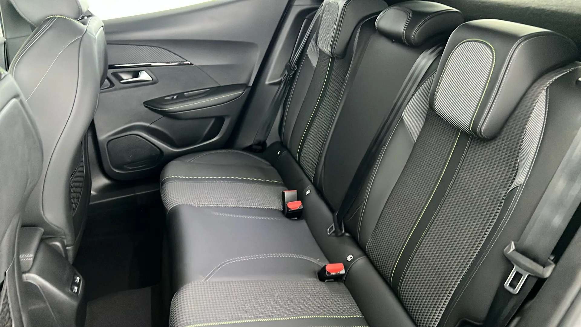 2022 PEUGEOT 2008 2022 PEUGEOT 2008