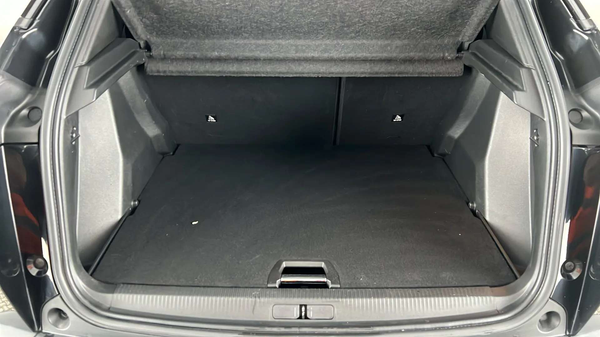 2022 PEUGEOT 2008 2022 PEUGEOT 2008