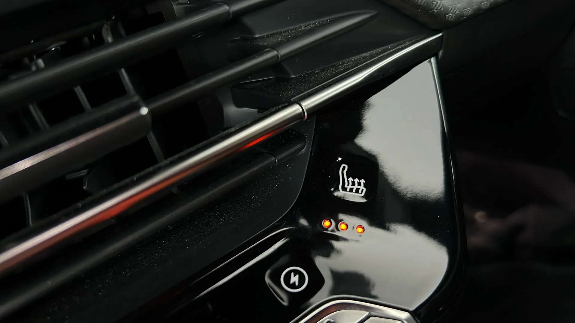 2022 PEUGEOT 2008 2022 PEUGEOT 2008