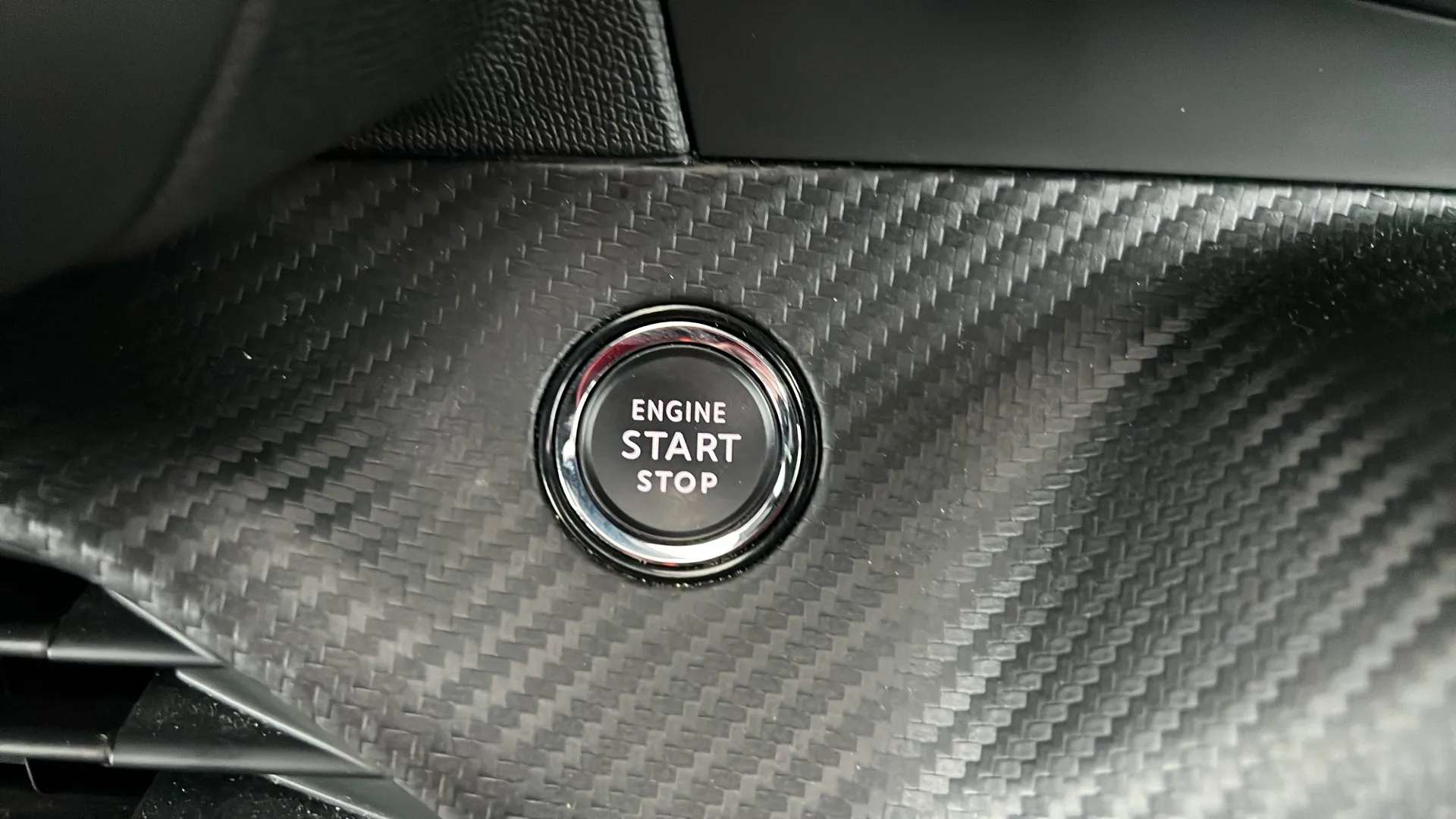 2022 PEUGEOT 2008 2022 PEUGEOT 2008