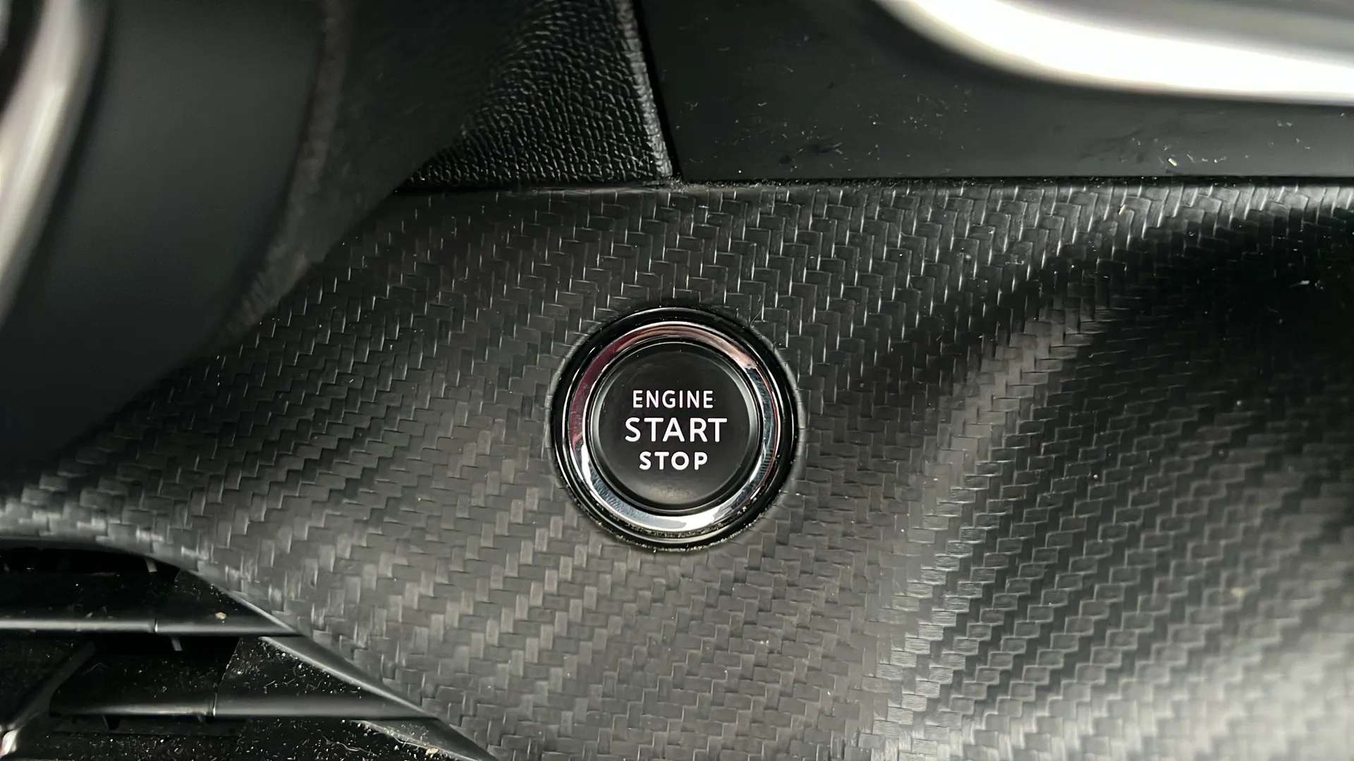 2023 PEUGEOT 2008 2023 PEUGEOT 2008