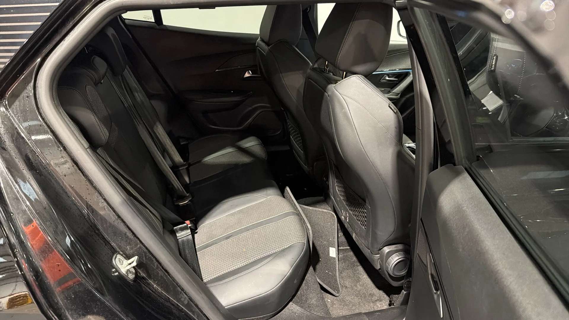 A 2022 PEUGEOT 2008 100kW GT 50kWh Auto A 2022 PEUGEOT 2008 100kW GT 50kWh Auto